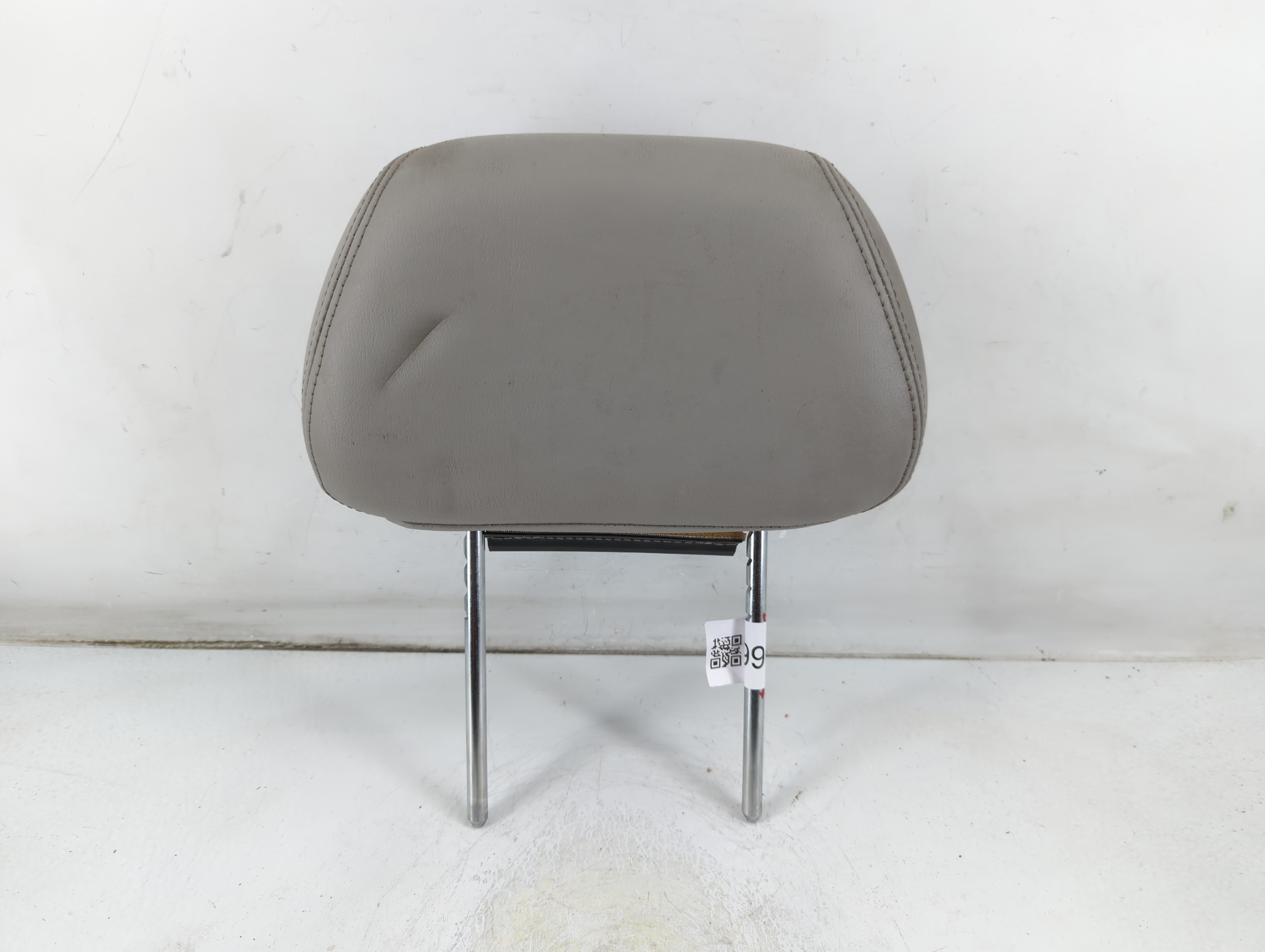 2006 Chevrolet Malibu Headrest Head Rest Front Driver Passenger Seat 1050661 - Oemusedautoparts1.com