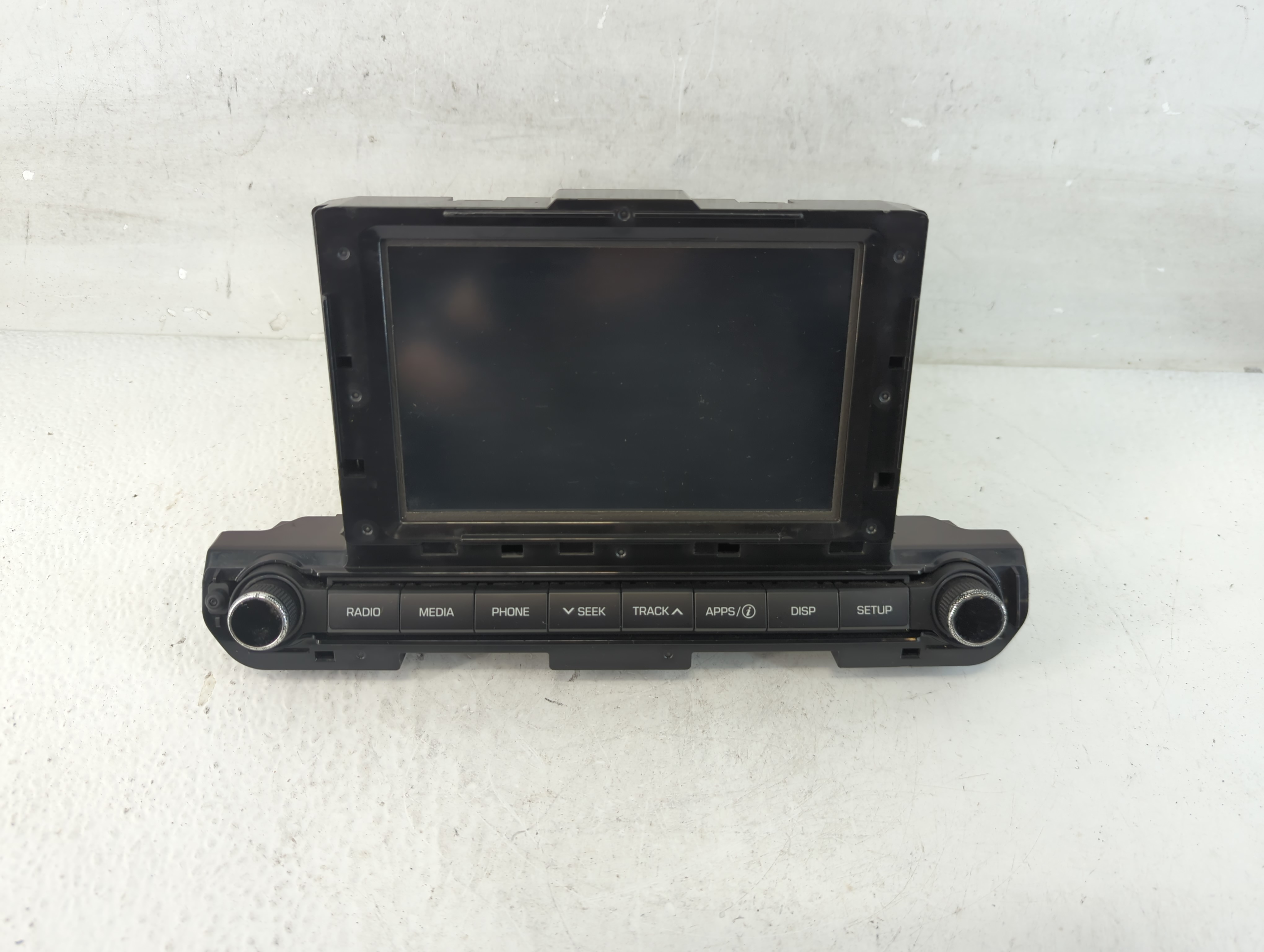2017-2018 Hyundai Elantra Am Fm Cd Player Radio Receiver 1050686 - Oemusedautoparts1.com