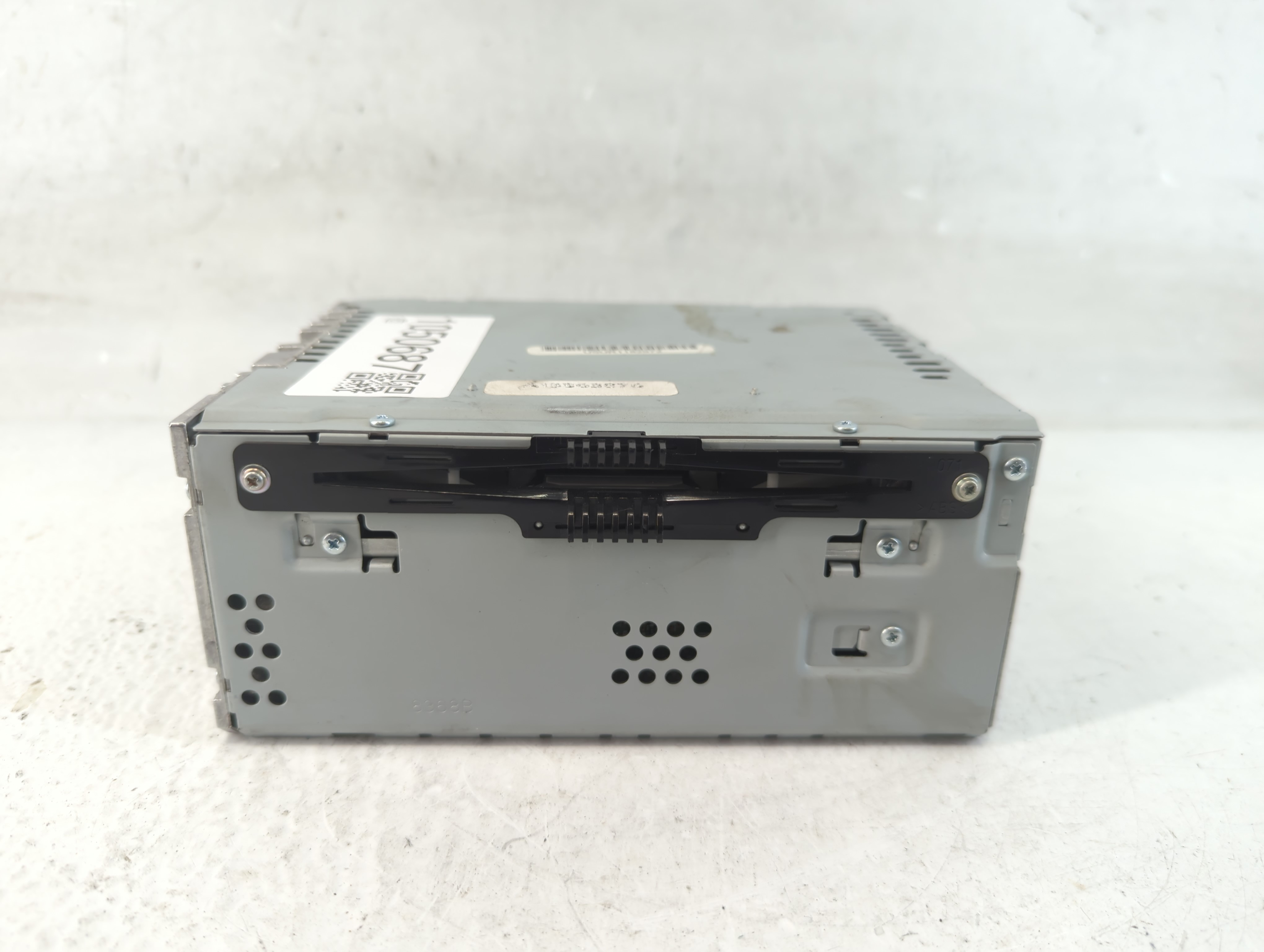 2017-2018 Ford Fusion Am Fm Cd Player Radio Receiver 1050687 - Oemusedautoparts1.com