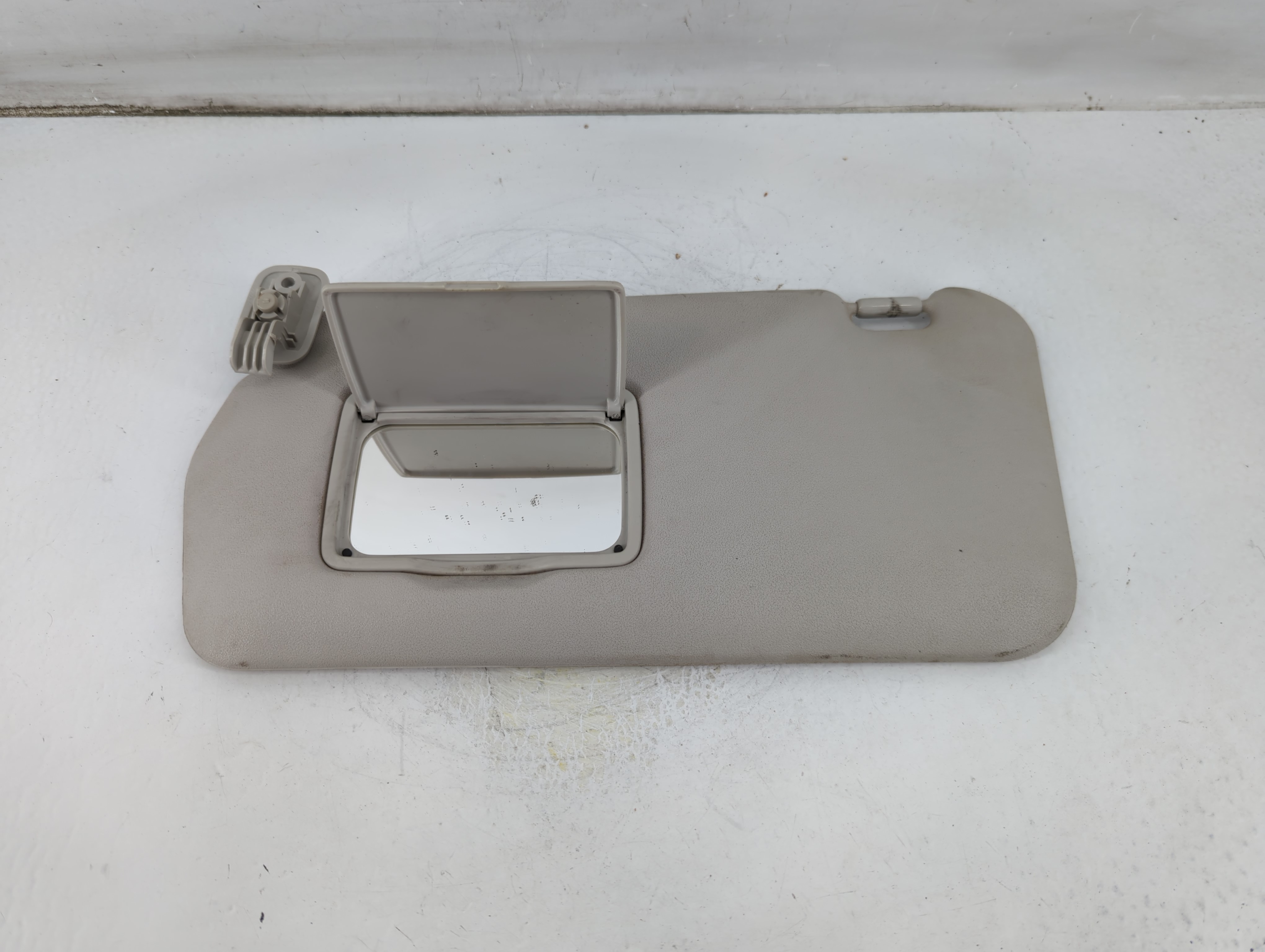 Picture of 2008-2017 Mazda 5 Driver Sun Visor Mirror Left Sunvisor Grey 1050699