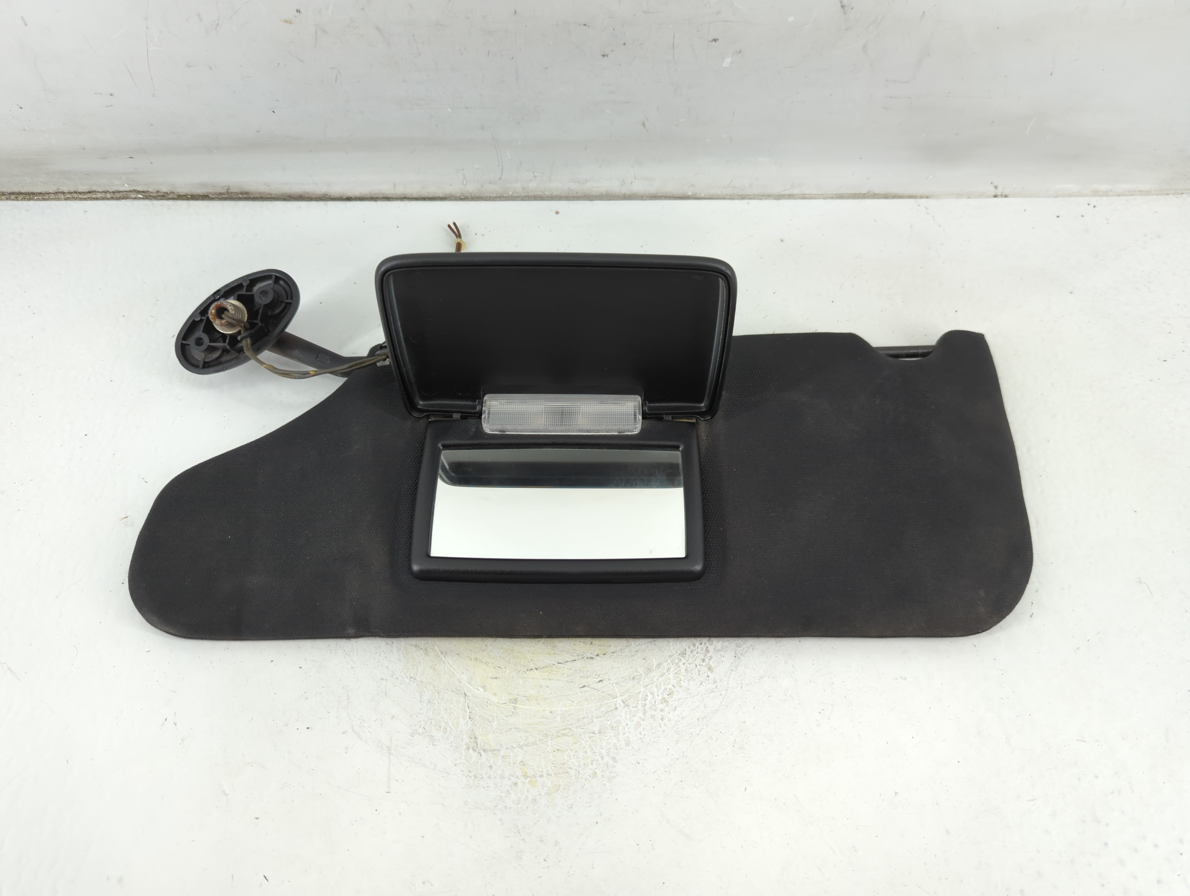 2011-2014 Dodge Avenger Driver Sun Visor Mirror Left Sunvisor Black 1050700 - Oemusedautoparts1.com