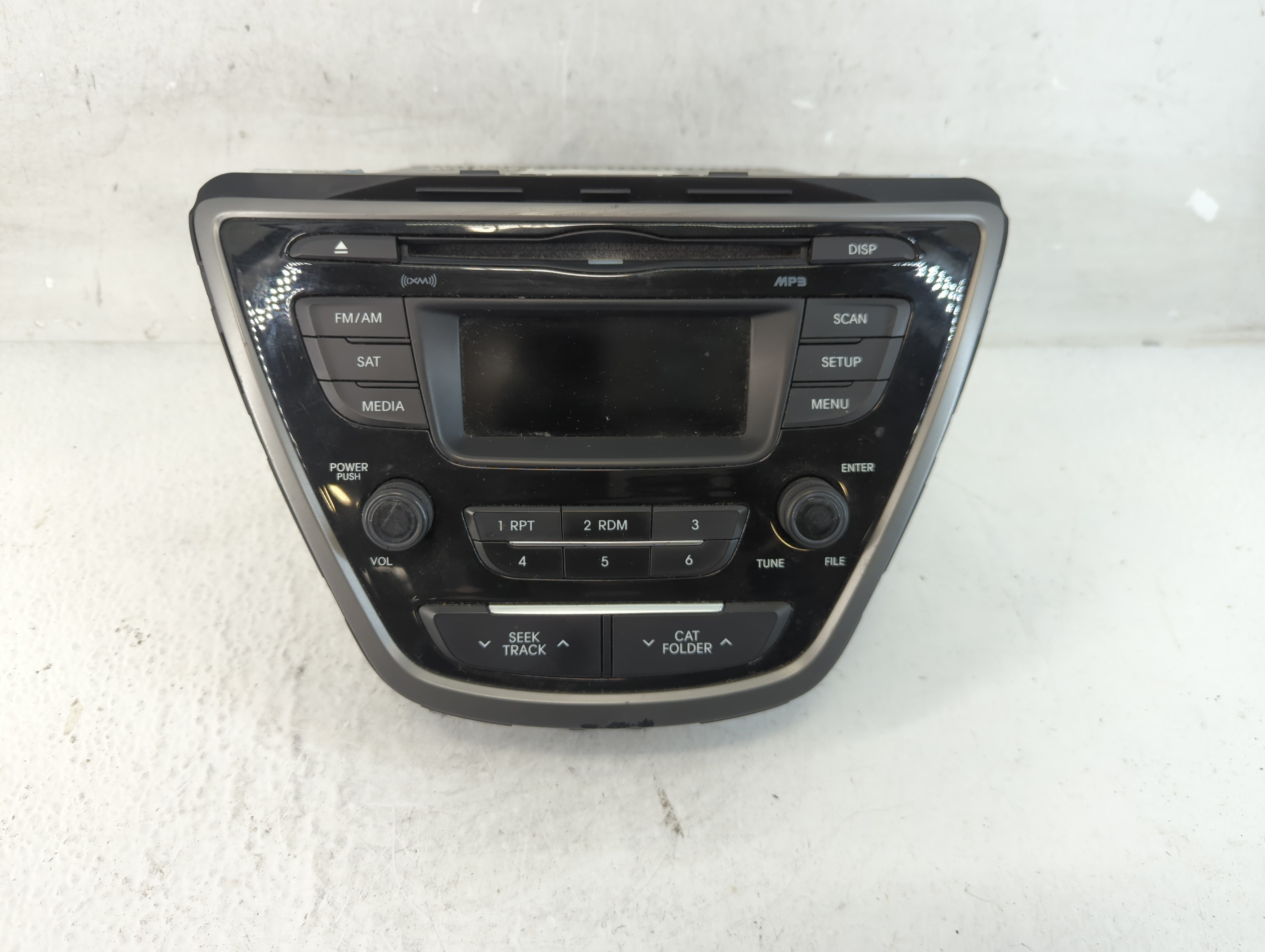 2012-2014 Hyundai Accent Am Fm Cd Player Radio Receiver 1050735 - Oemusedautoparts1.com