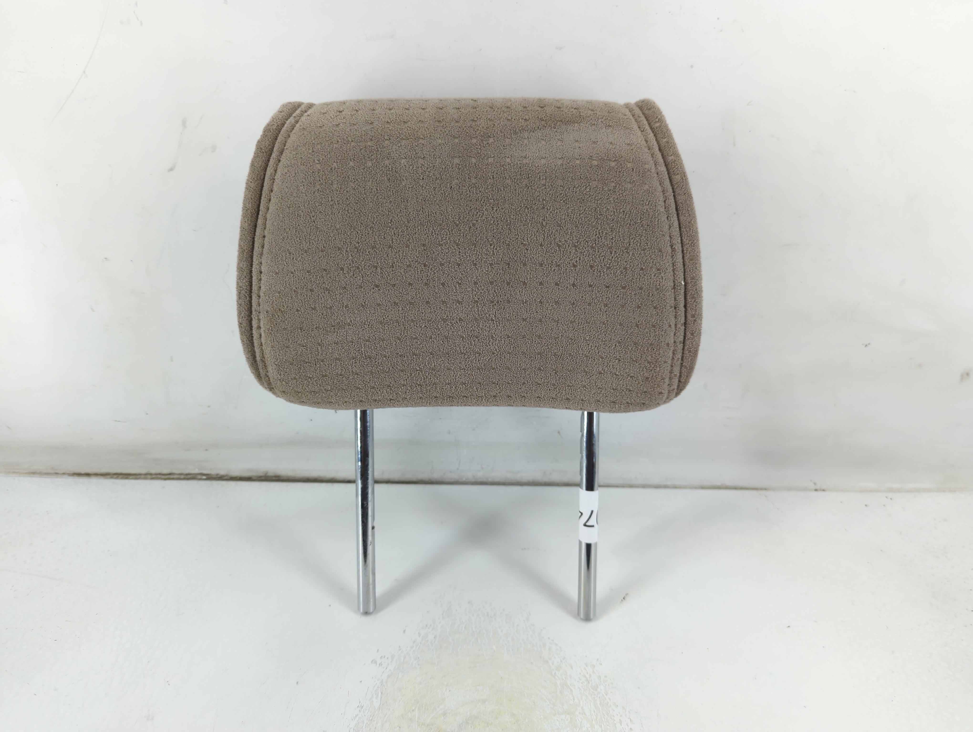 2004-2004 Nissan Quest Headrest Head Rest Front Driver Passenger Seat 1050748 - Oemusedautoparts1.com