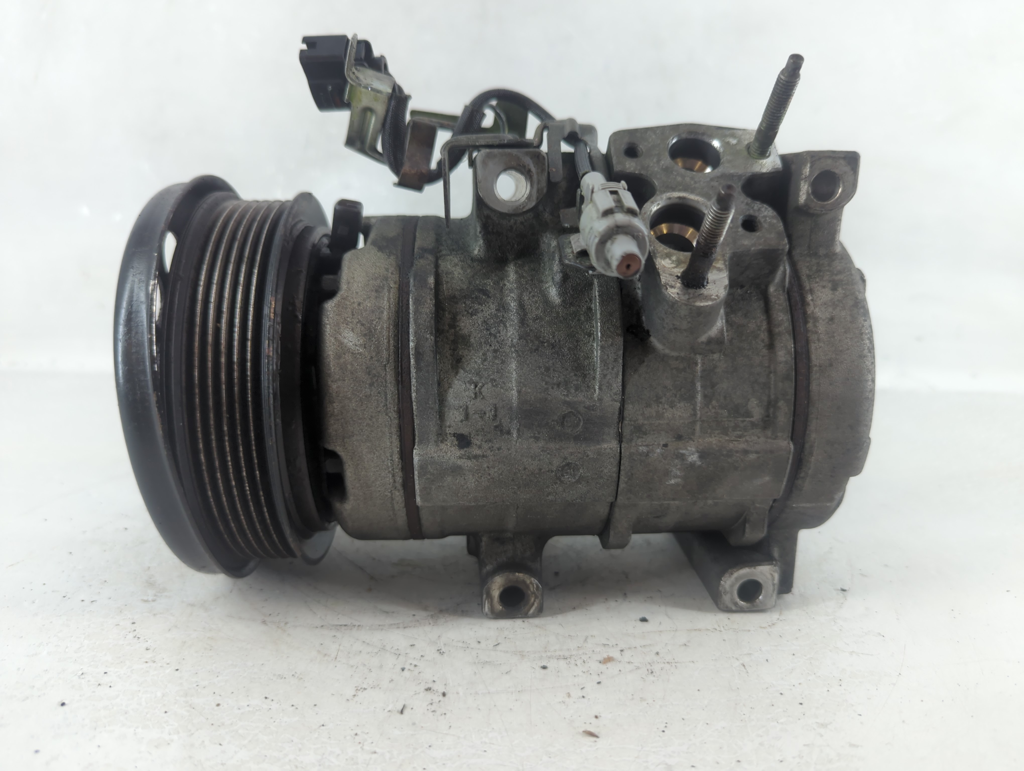 2004-2006 Toyota Sienna Air Conditioning A/c Ac Compressor Oem 1050799 - Oemusedautoparts1.com