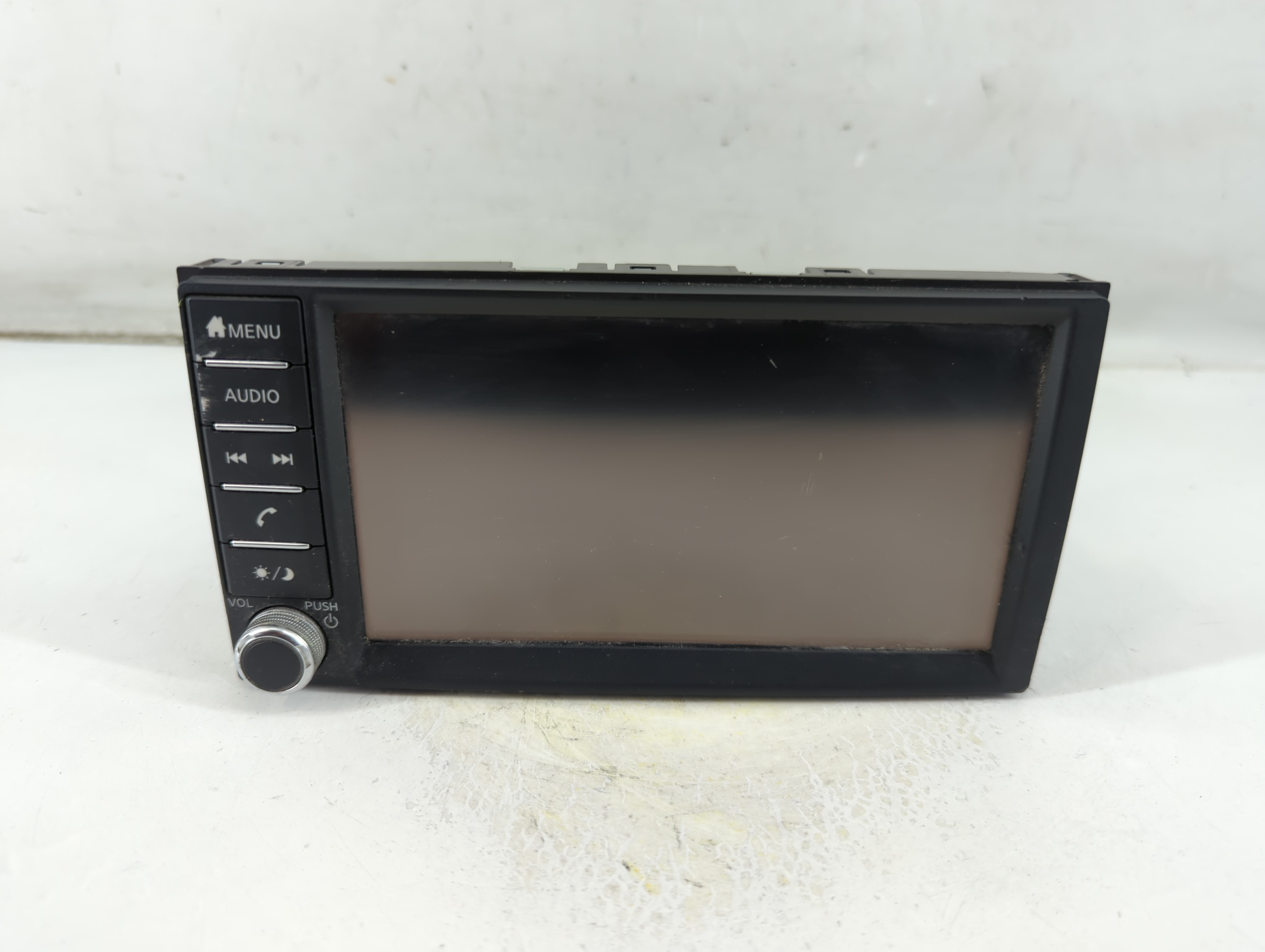 Picture of 2019-2020 Nissan Nv2500 Am Fm Cd Player Radio Receiver 1050817