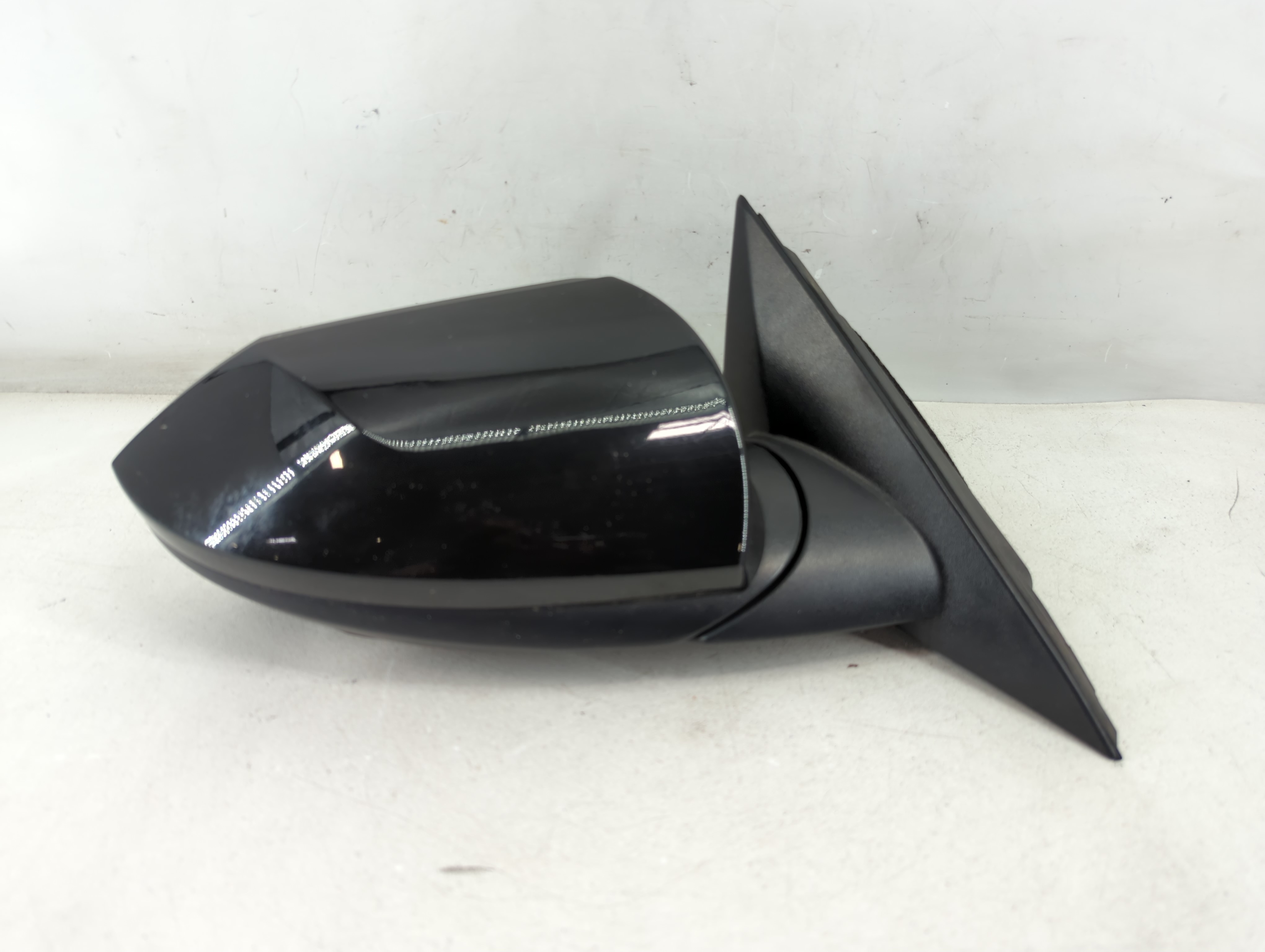 Picture of 2021-2022 Hyundai Elantra Passenger Right Side View Power Door Mirror 1050890