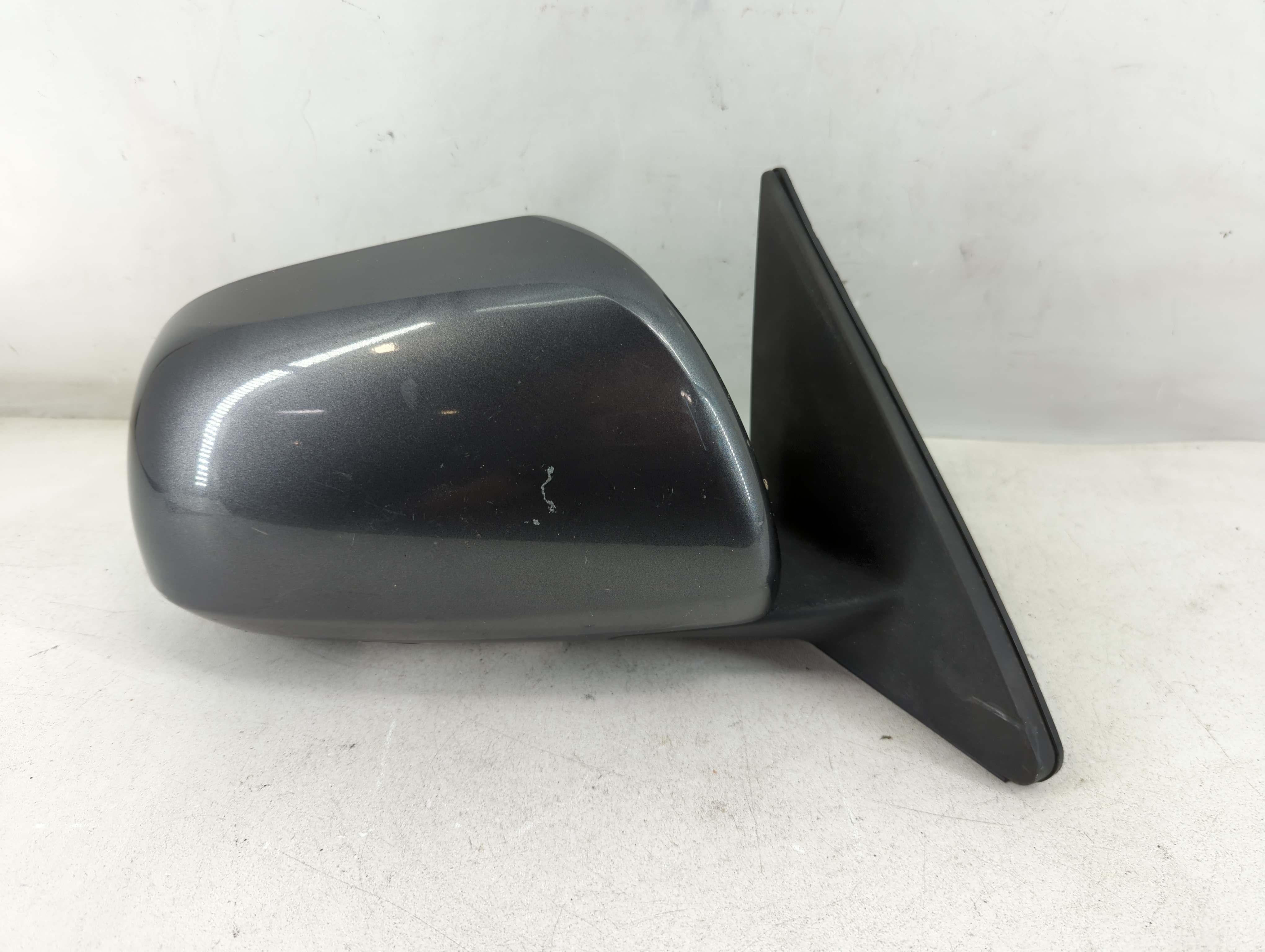 2008-2013 Toyota Highlander Passenger Right Side View Power Door Mirror 1050891 - Oemusedautoparts1.com