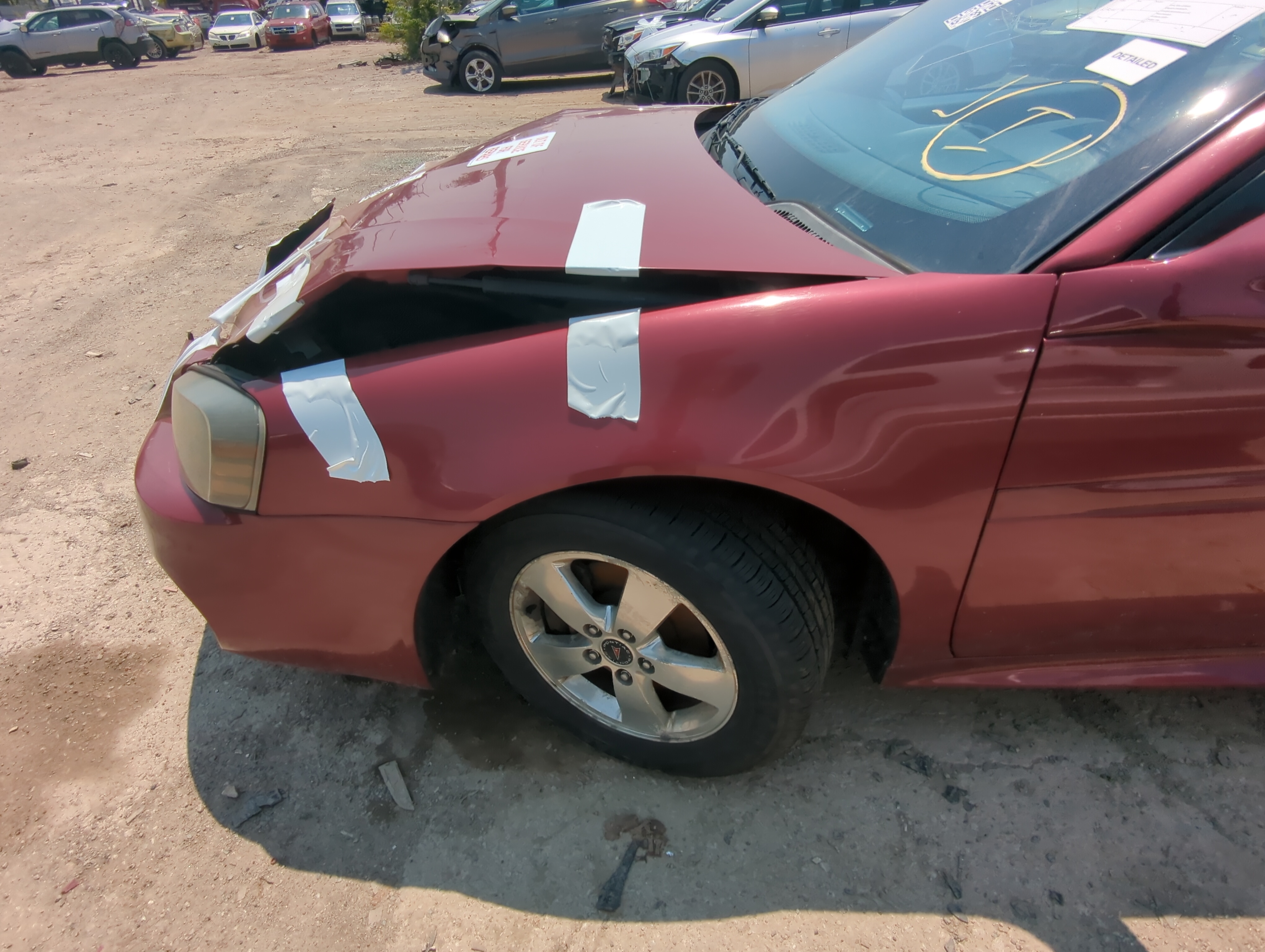 Picture of 2004-2008 Pontiac Grand Prix Driver Fender 1050949