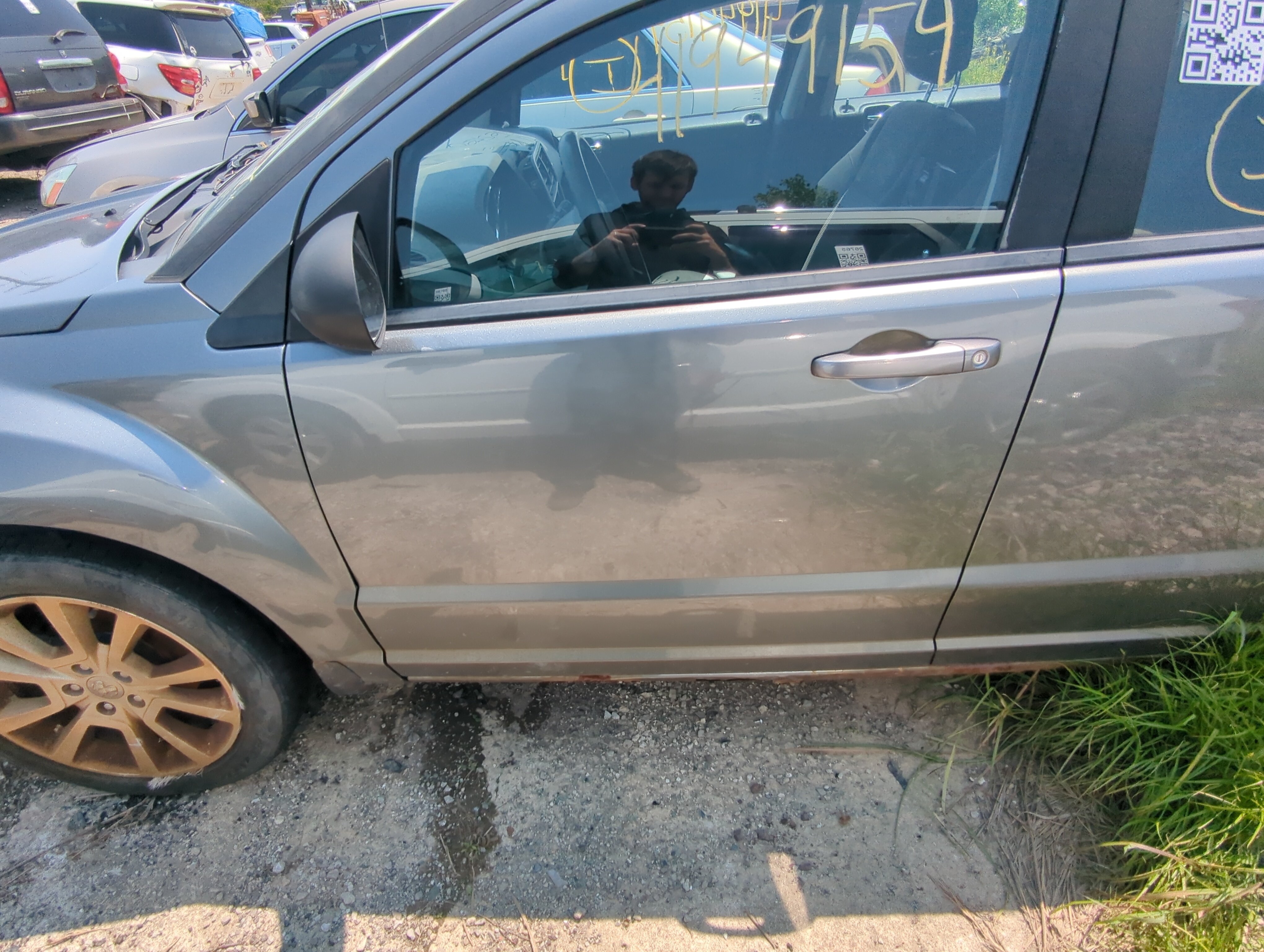 Picture of 2011-2012 Dodge Caliber Driver Front Door Oem 1051732