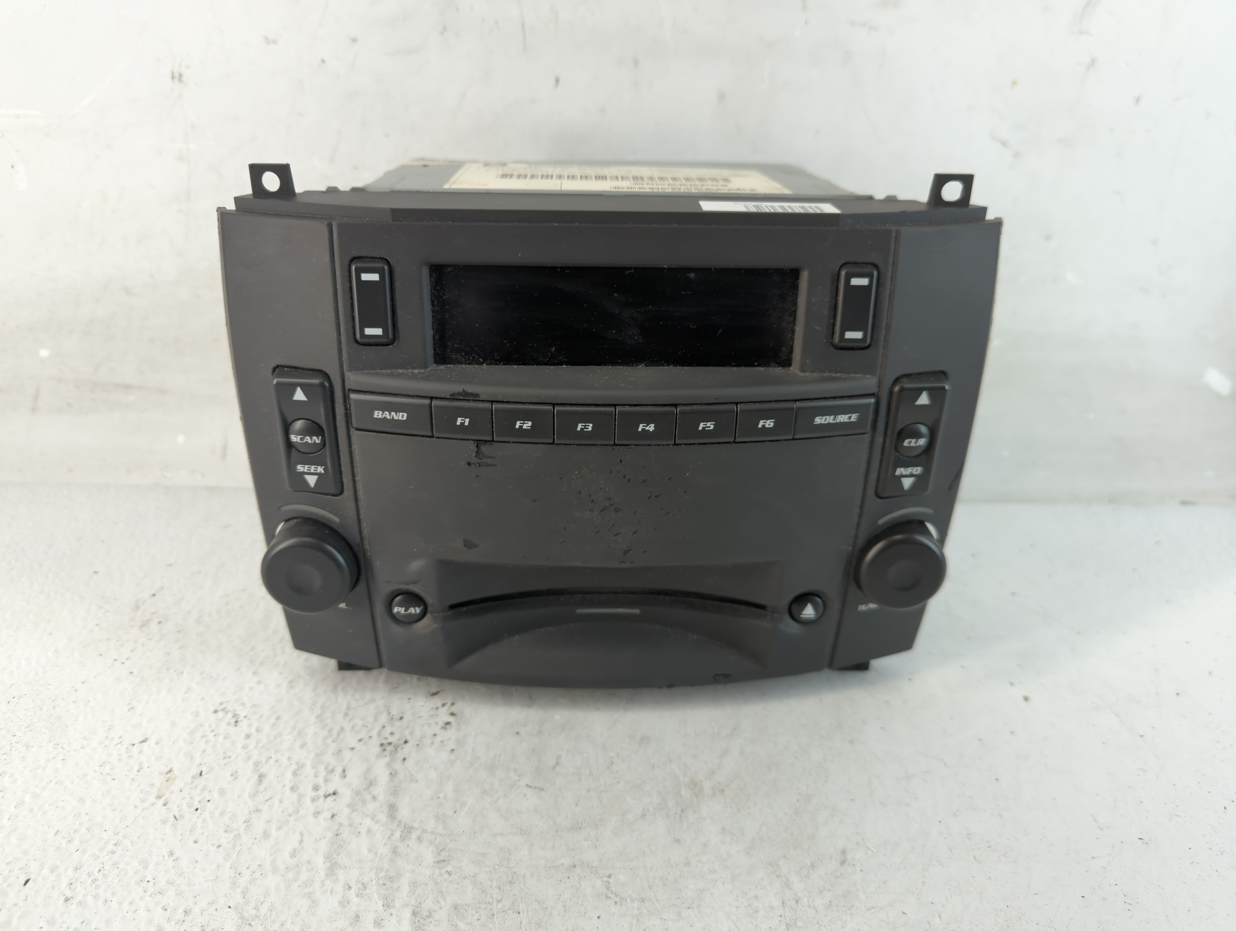 2004-2006 Cadillac Srx Am Fm Cd Player Radio Receiver 1051747 - Oemusedautoparts1.com