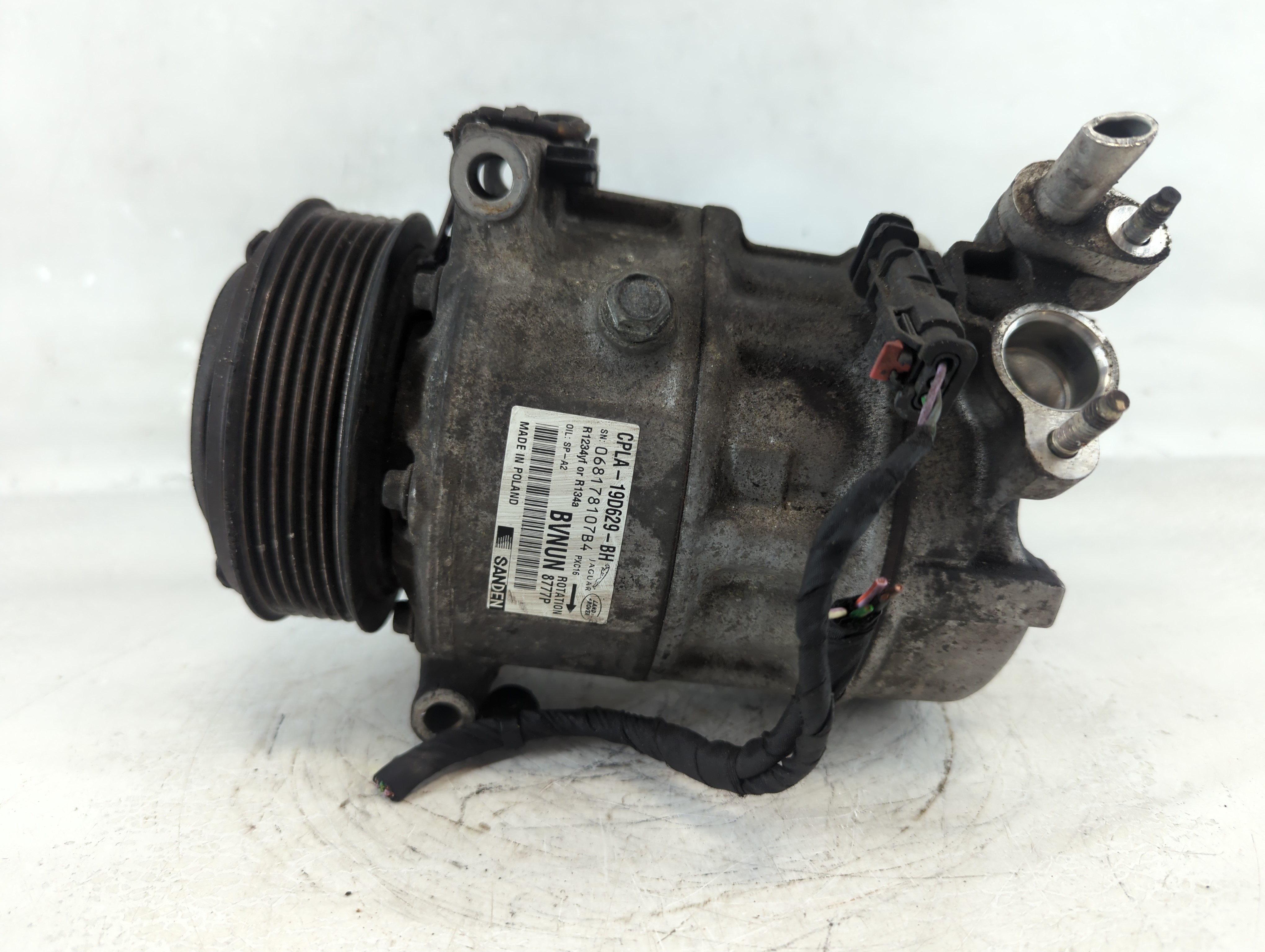 2018 Land Rover Discovery Sport Air Conditioning A/c Ac Compressor Oem 1051765 - Oemusedautoparts1.com