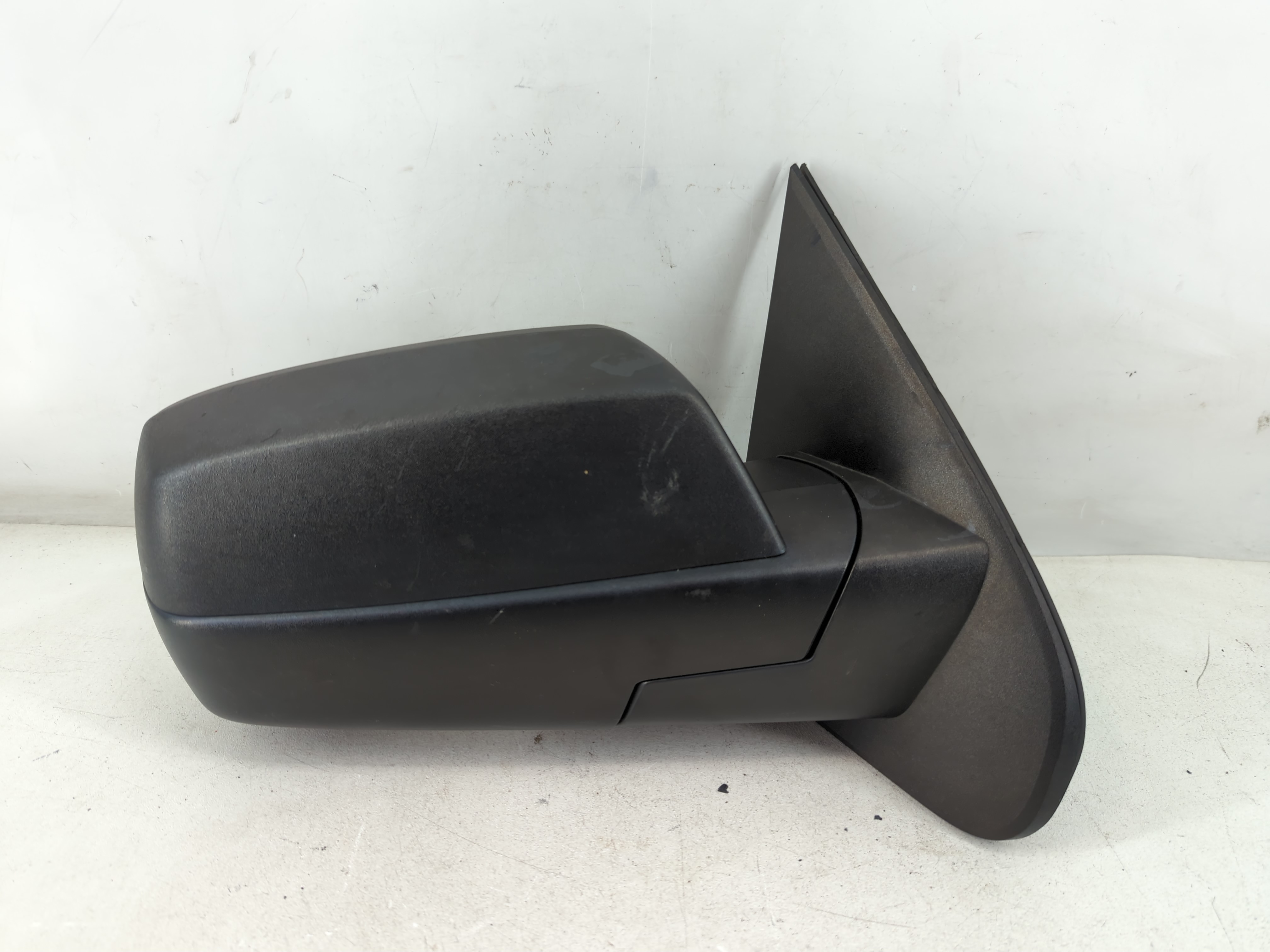 2014 Chevrolet Silverado 1500 Passenger Right Side View Power Door Mirror 1051774 - Oemusedautoparts1.com