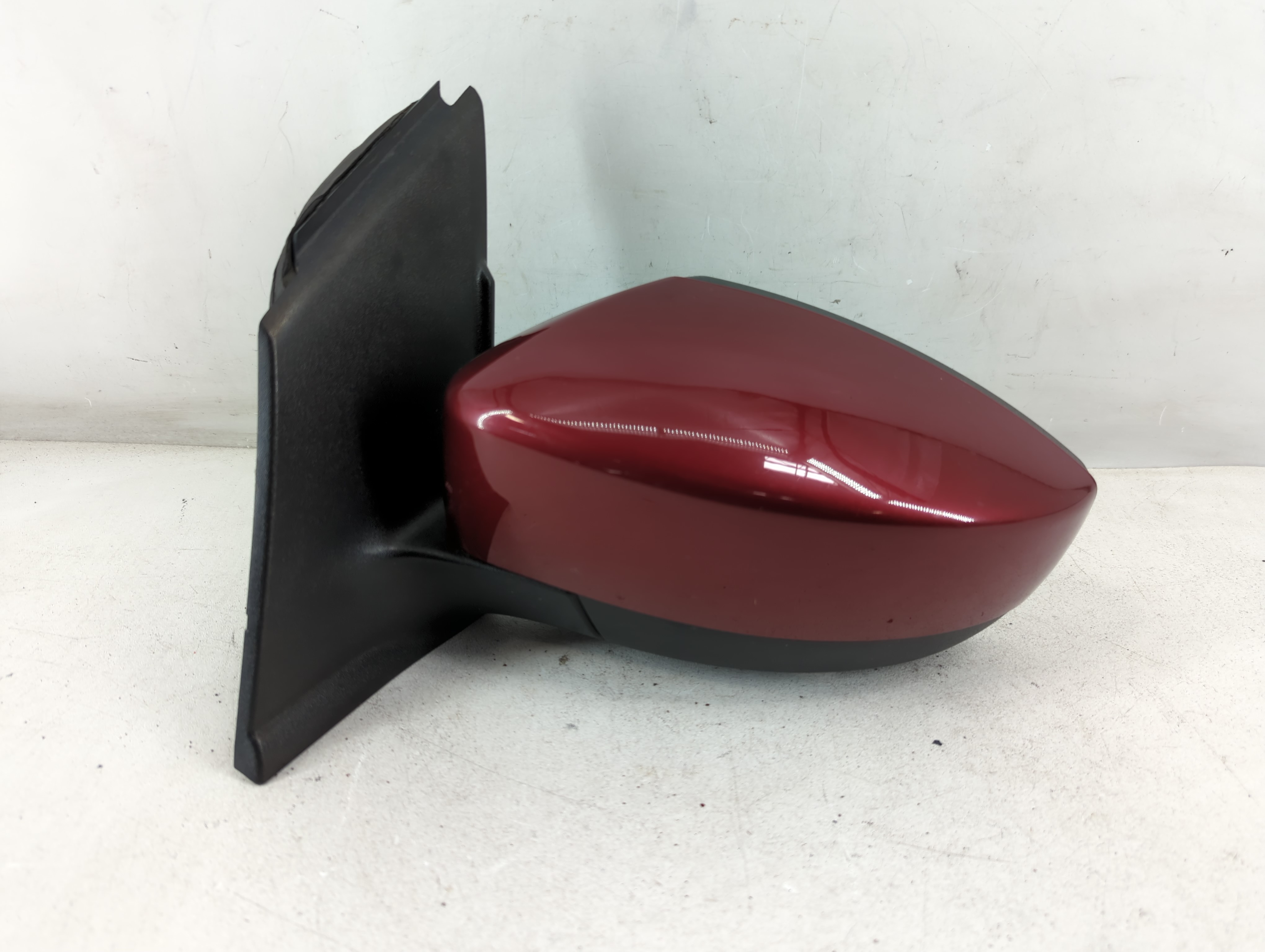 2017-2019 Ford Escape Driver Left Side View Power Door Mirror Red 1051777 - Oemusedautoparts1.com