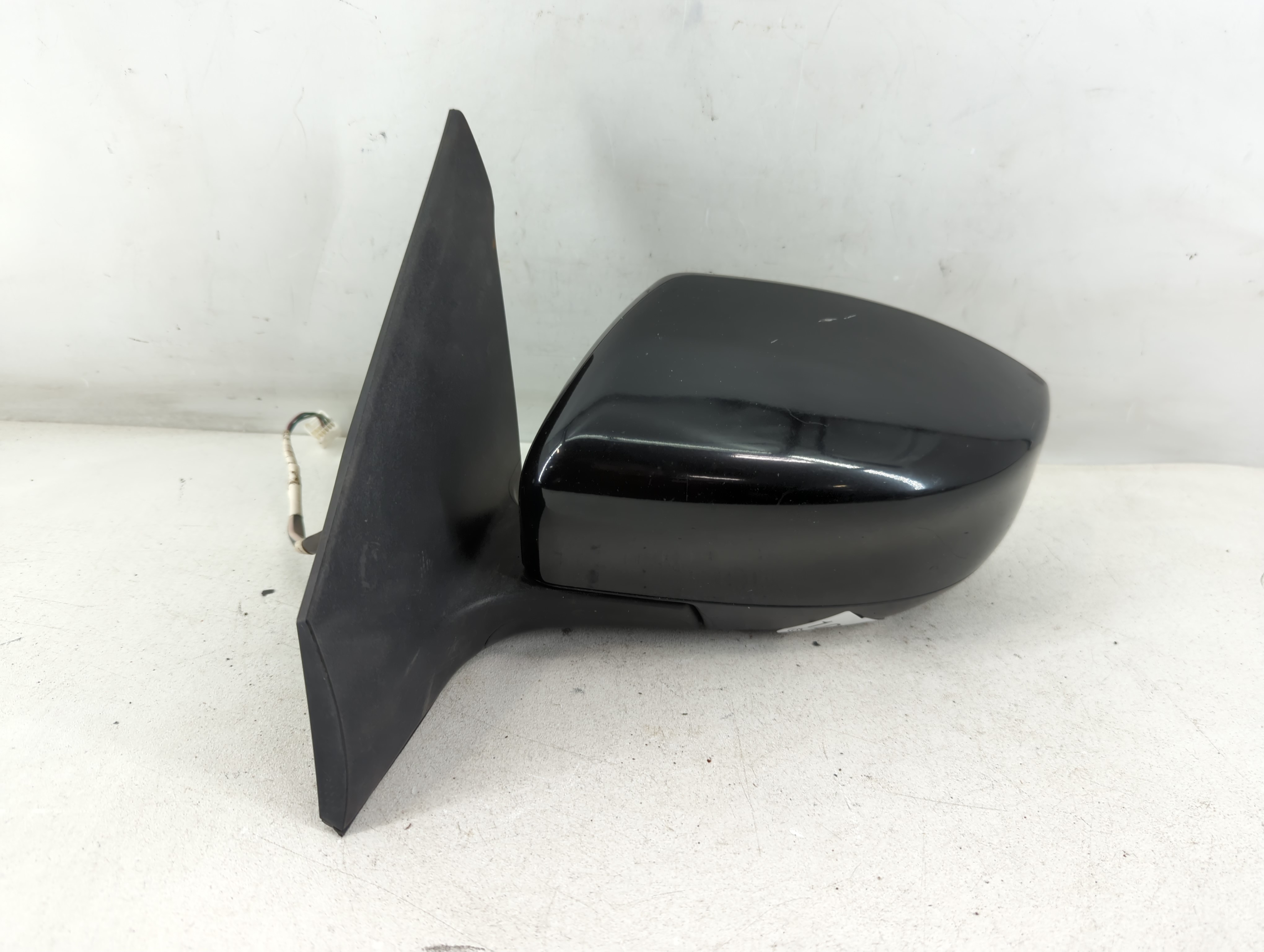 Picture of 2016-2019 Nissan Sentra Driver Left Side View Power Door Mirror Black 1051779