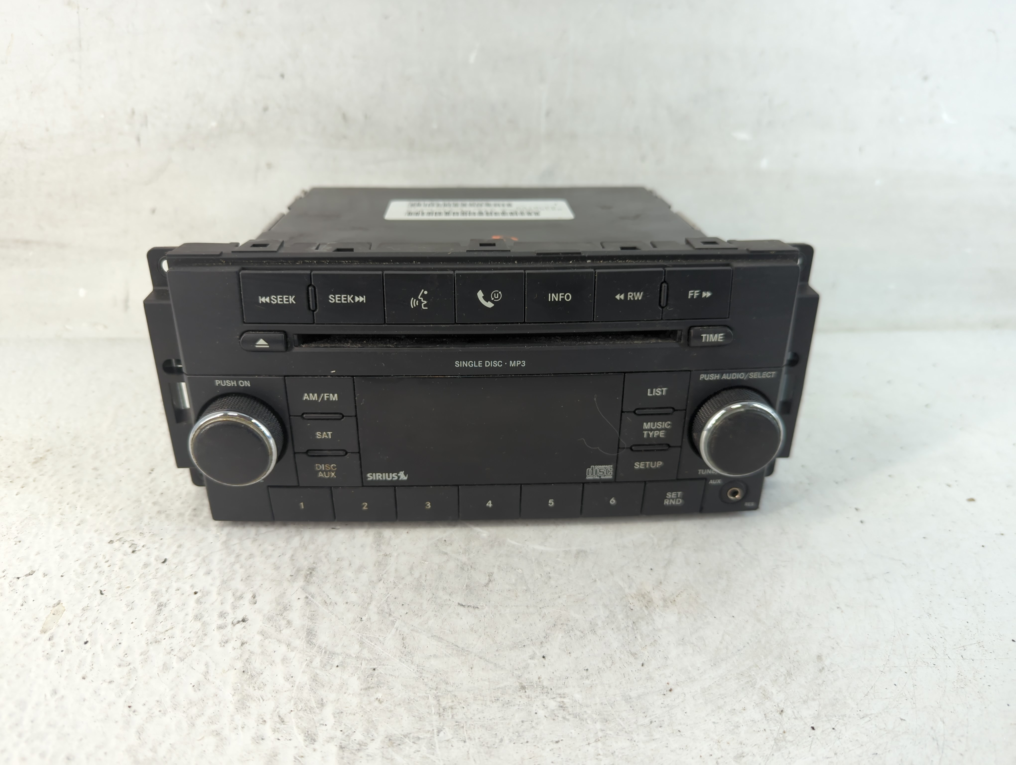 Picture of Dodge Ram 1500 Am Fm Cd Player Radio Receiver 1051788