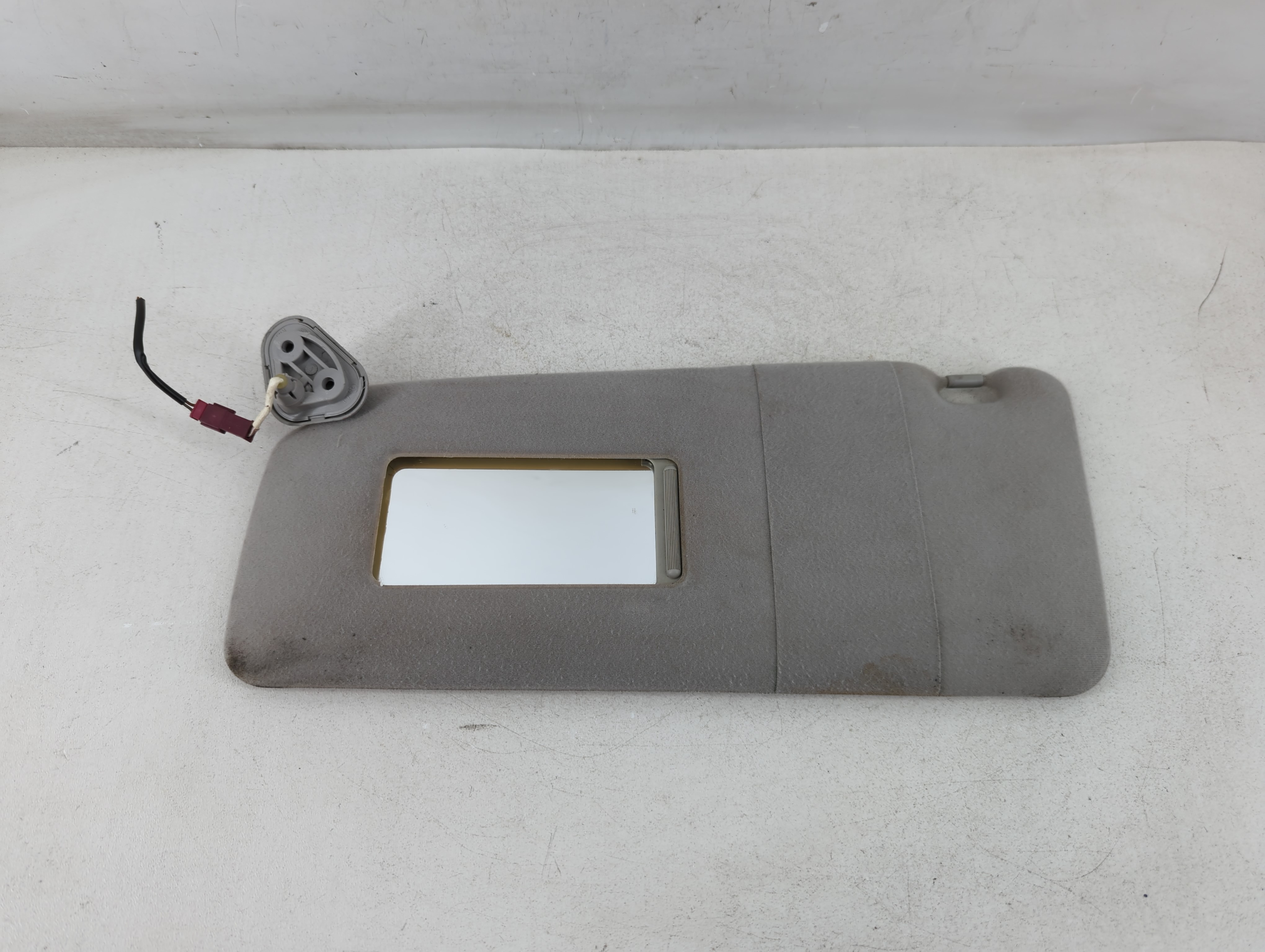 2000-2006 Bmw X5 Driver Sun Visor Mirror Left Sunvisor Grey 1051795 - Oemusedautoparts1.com