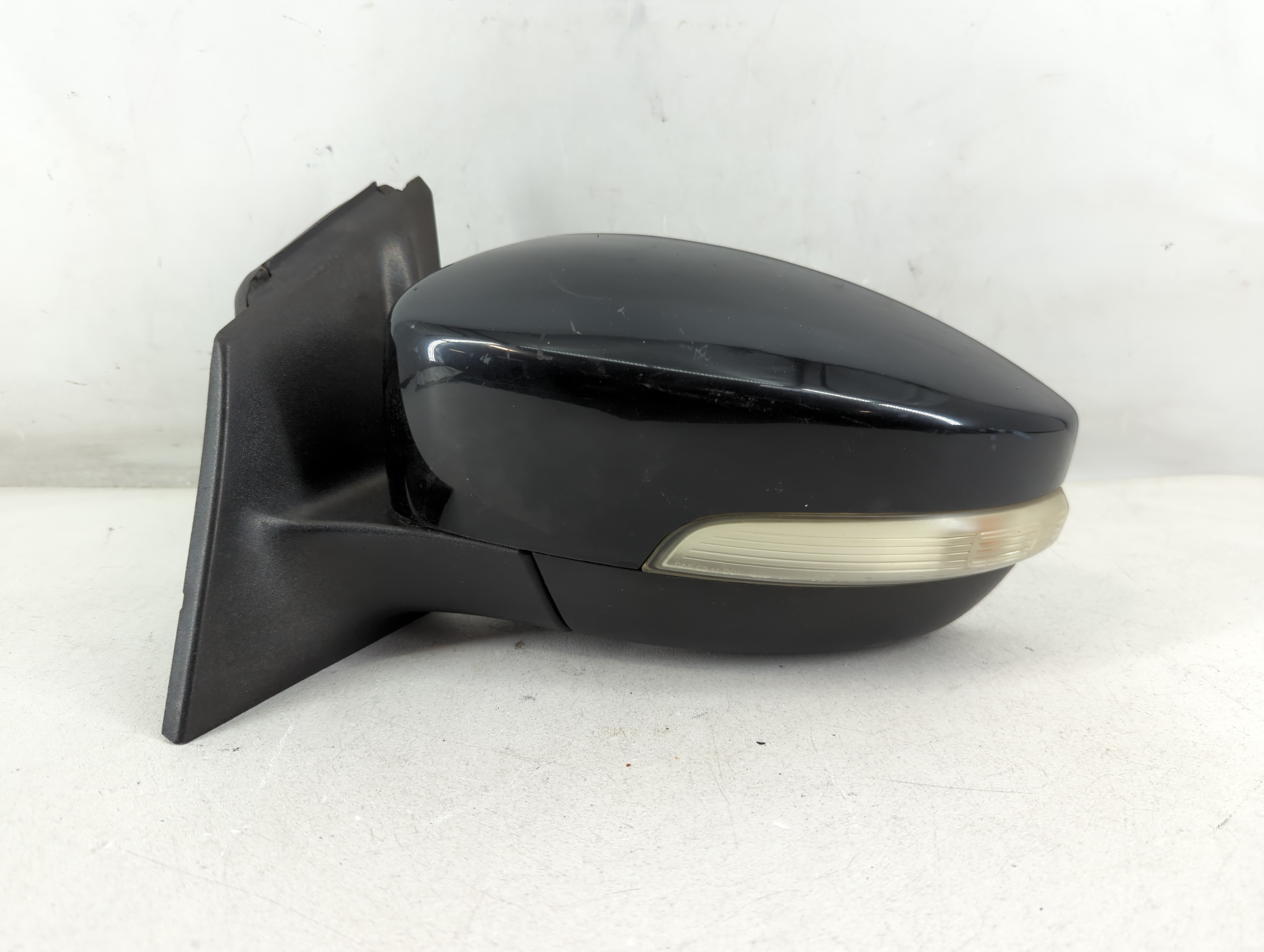 2015-2018 Ford Focus Driver Left Side View Power Door Mirror Black 1051802 - Oemusedautoparts1.com