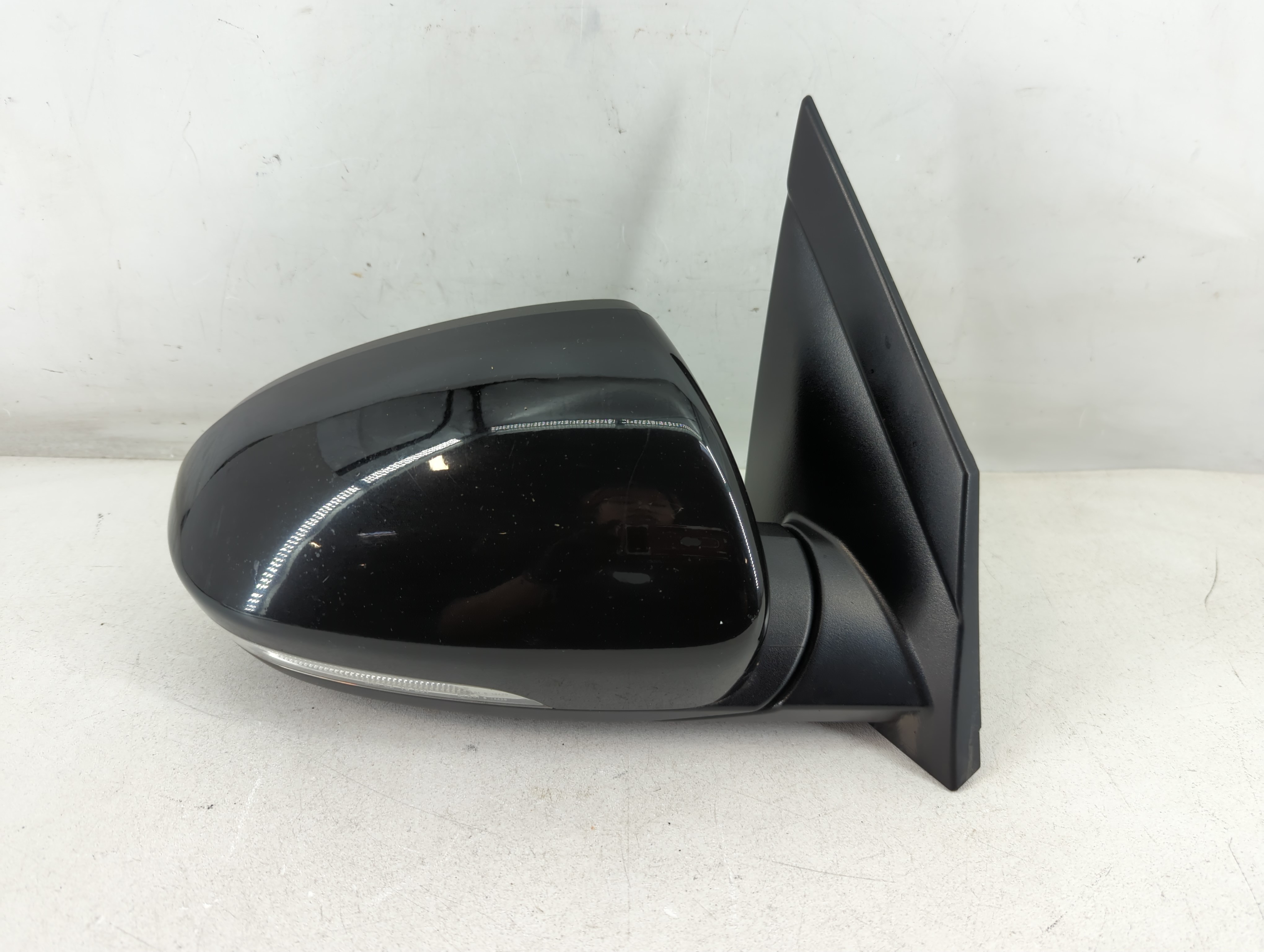 Picture of 2016-2018 Hyundai Tucson Passenger Right Side View Power Door Mirror 1051804