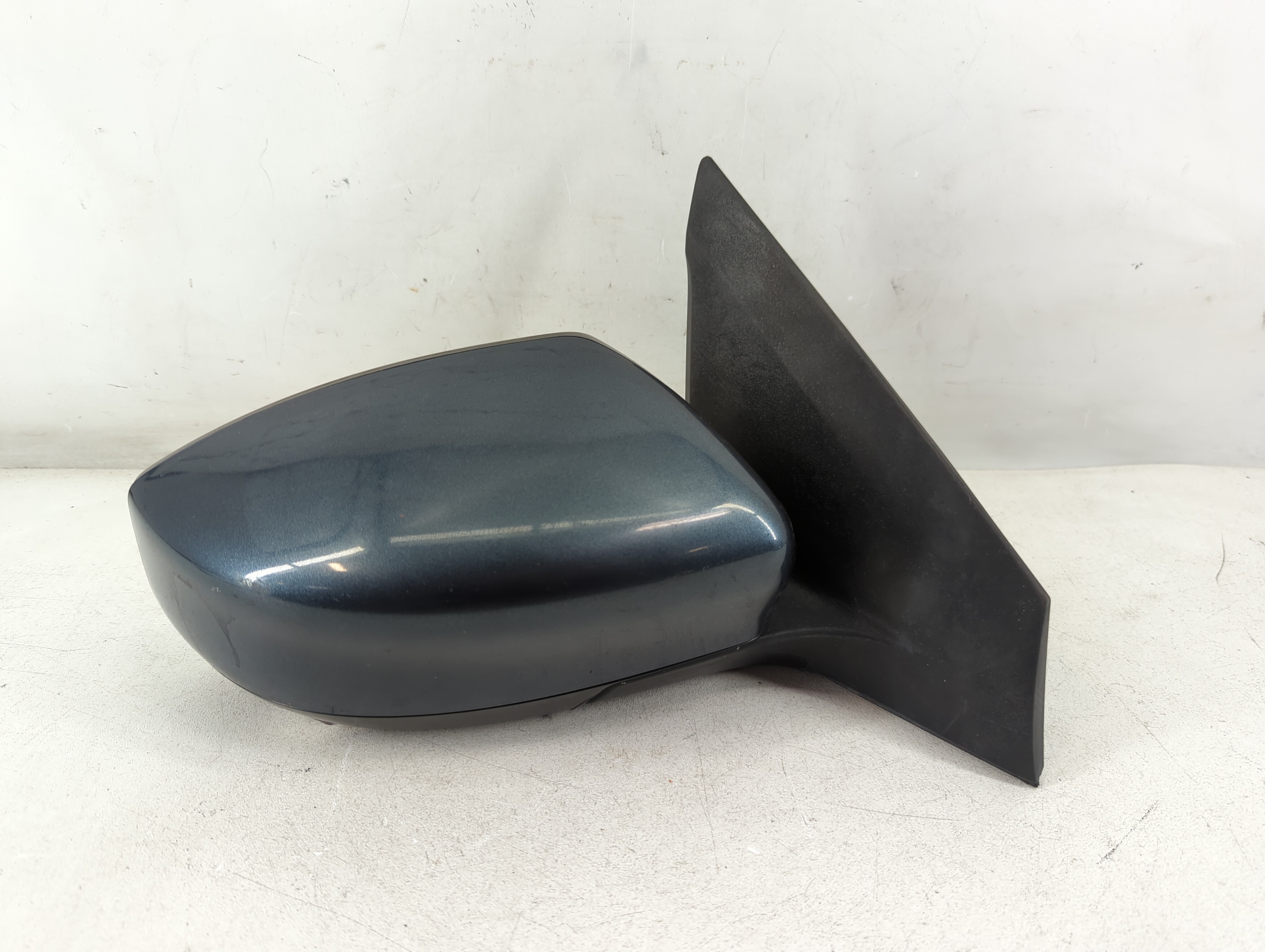Picture of 2016-2019 Nissan Sentra Passenger Right Side View Power Door Mirror Blue 1051808