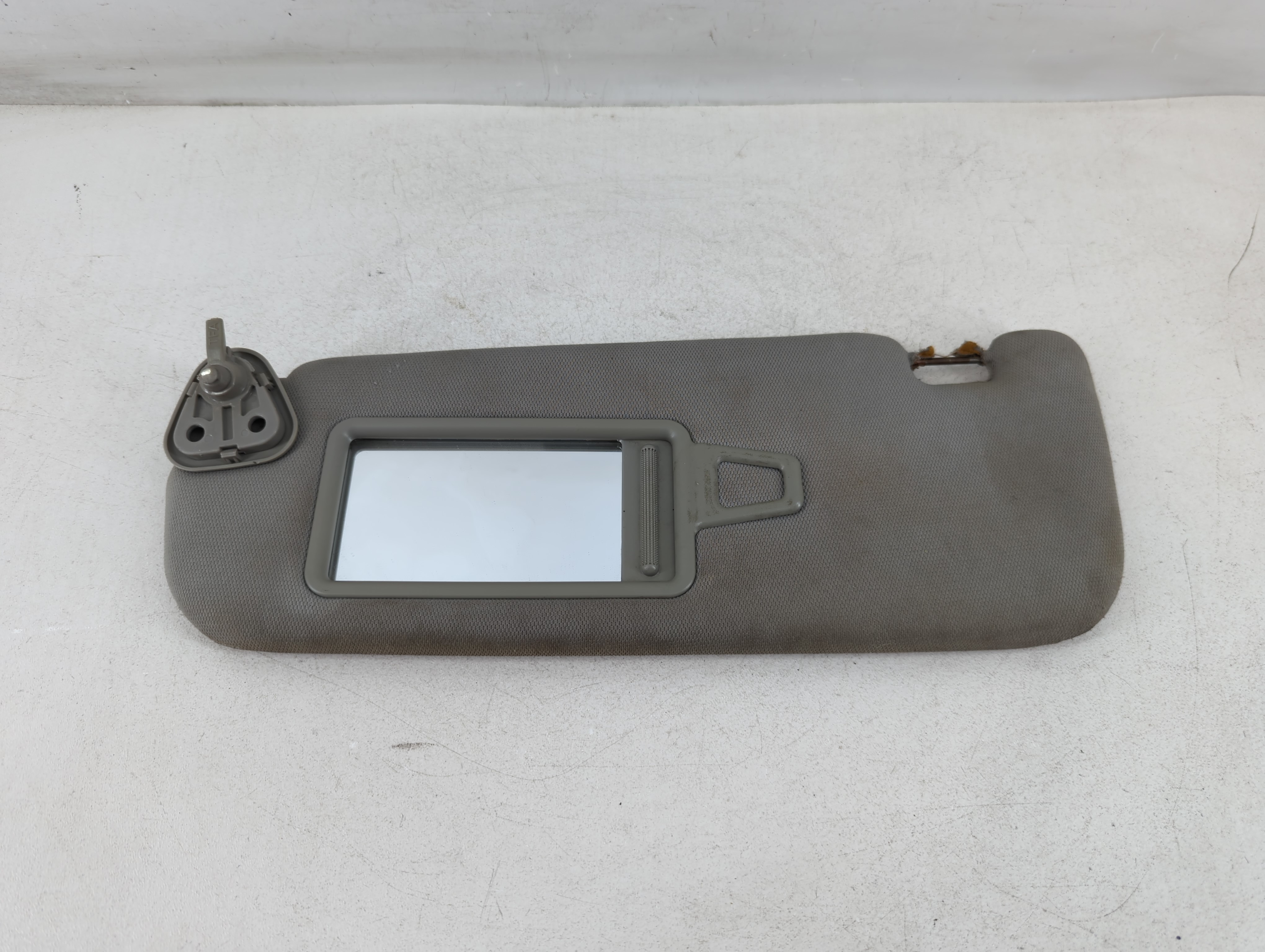 2011-2016 Kia Optima Driver Sun Visor Mirror Left Sunvisor Grey 1051817 - Oemusedautoparts1.com