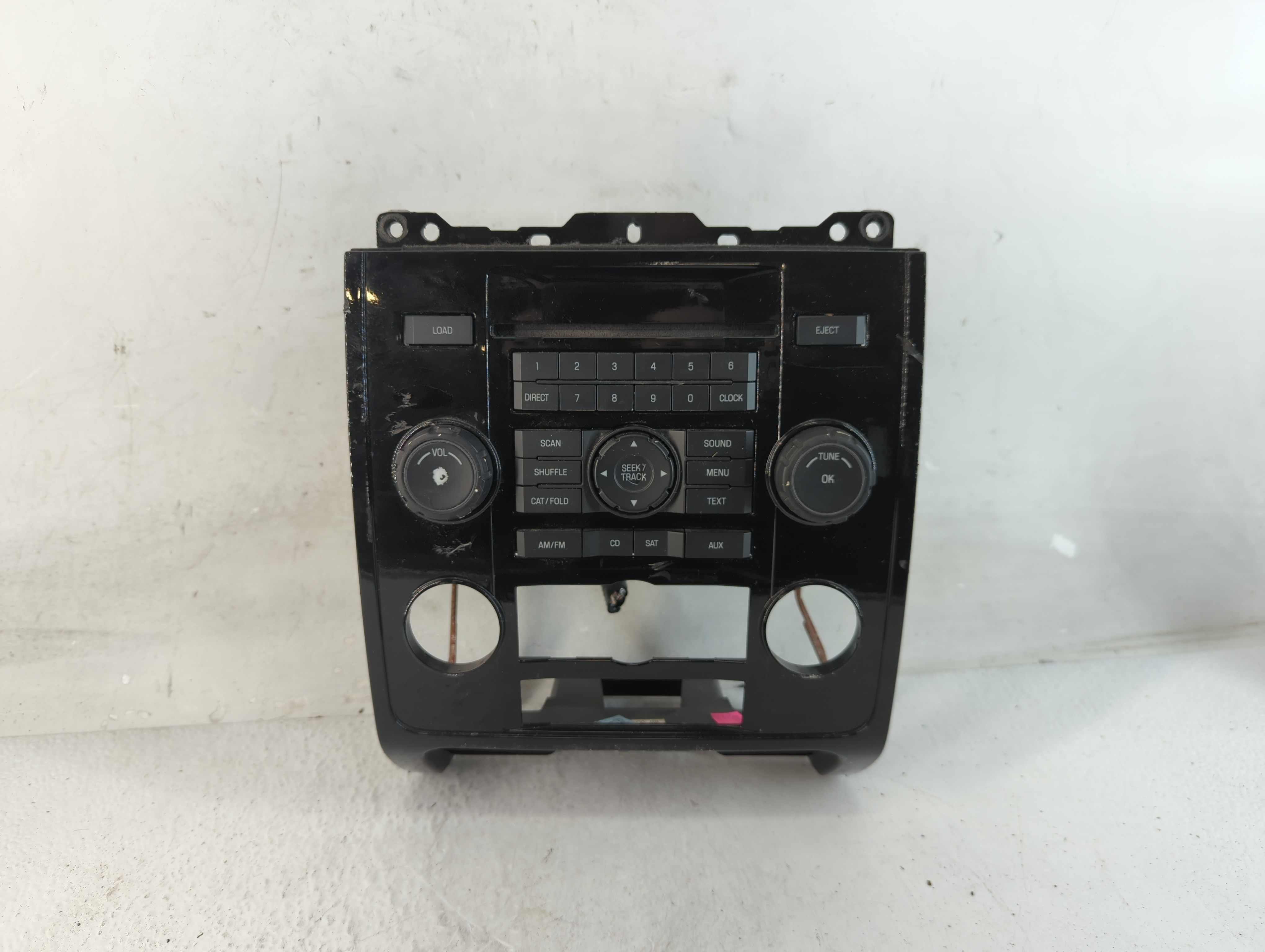 2008-2008 Ford Escape Am Fm Cd Player Radio Receiver 1051831 - Oemusedautoparts1.com
