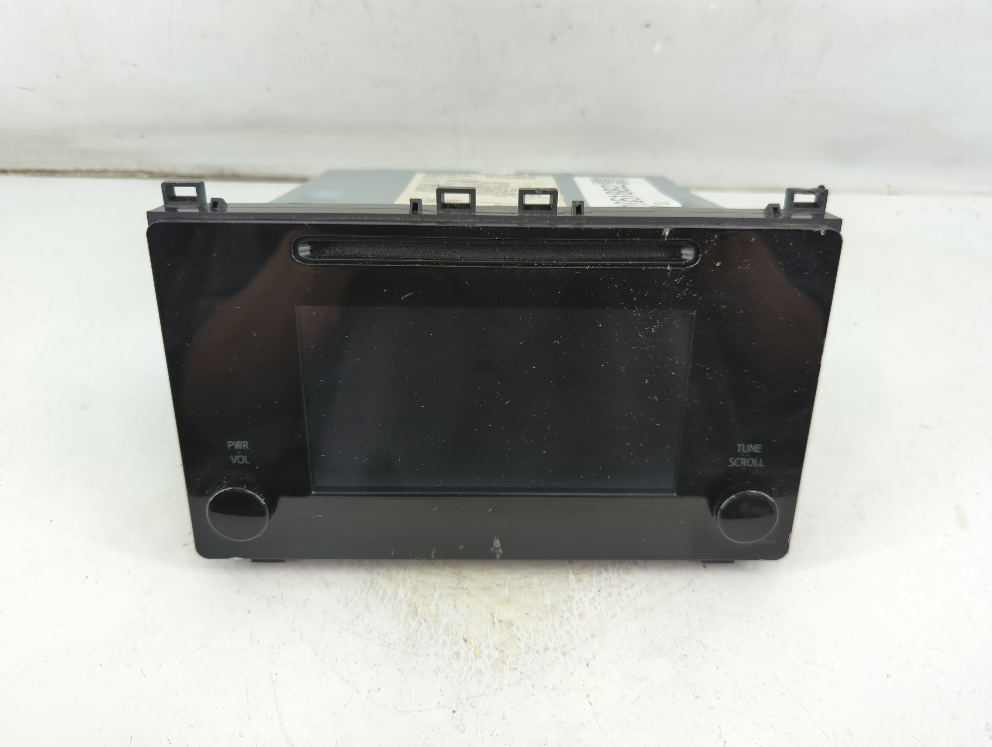 2017-2019 Toyota Corolla Am Fm Cd Player Radio Receiver 1051882 - Oemusedautoparts1.com