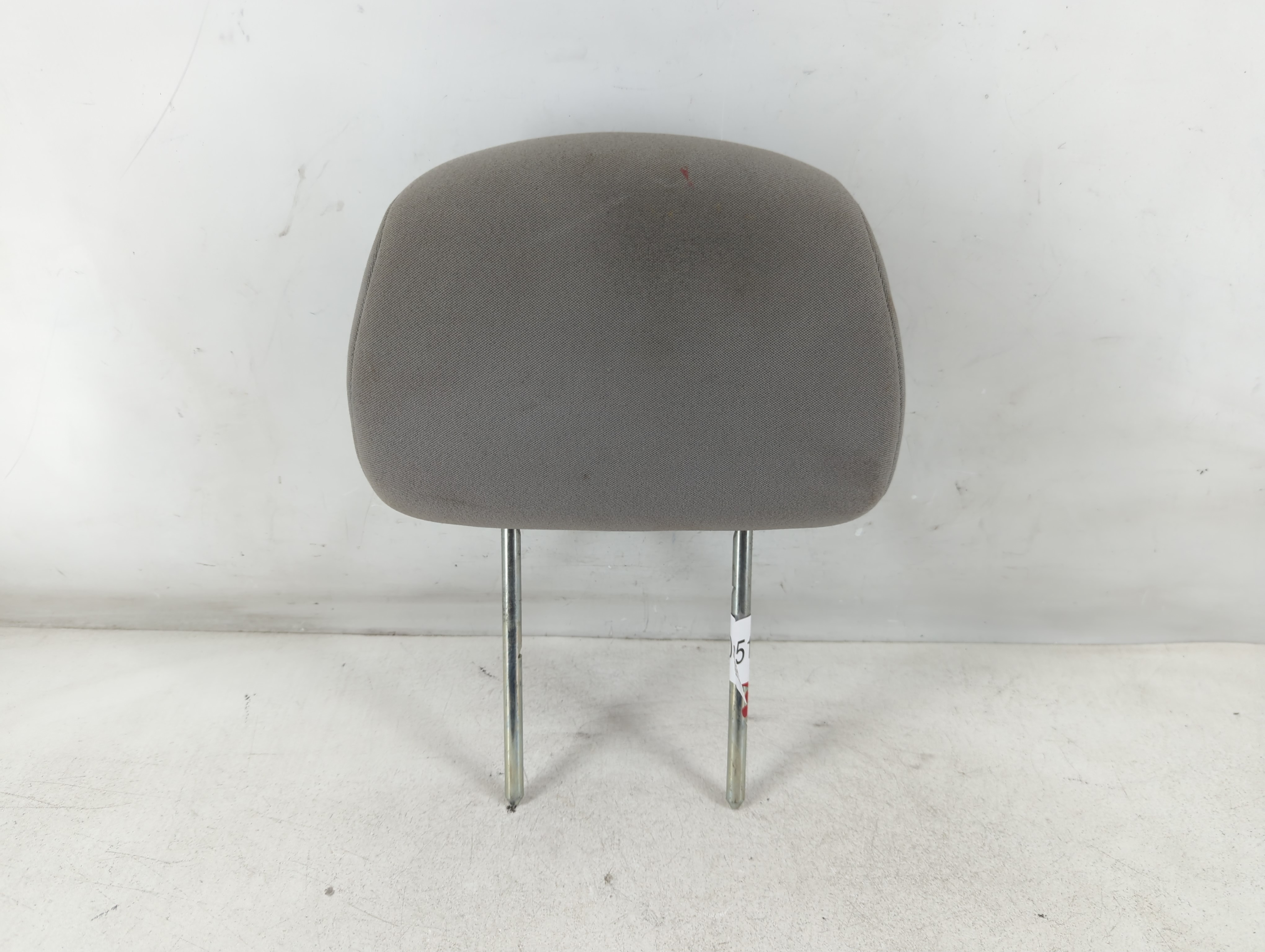 2006 Chevrolet Cobalt Headrest Head Rest Front Driver Passenger Seat 1051908 - Oemusedautoparts1.com
