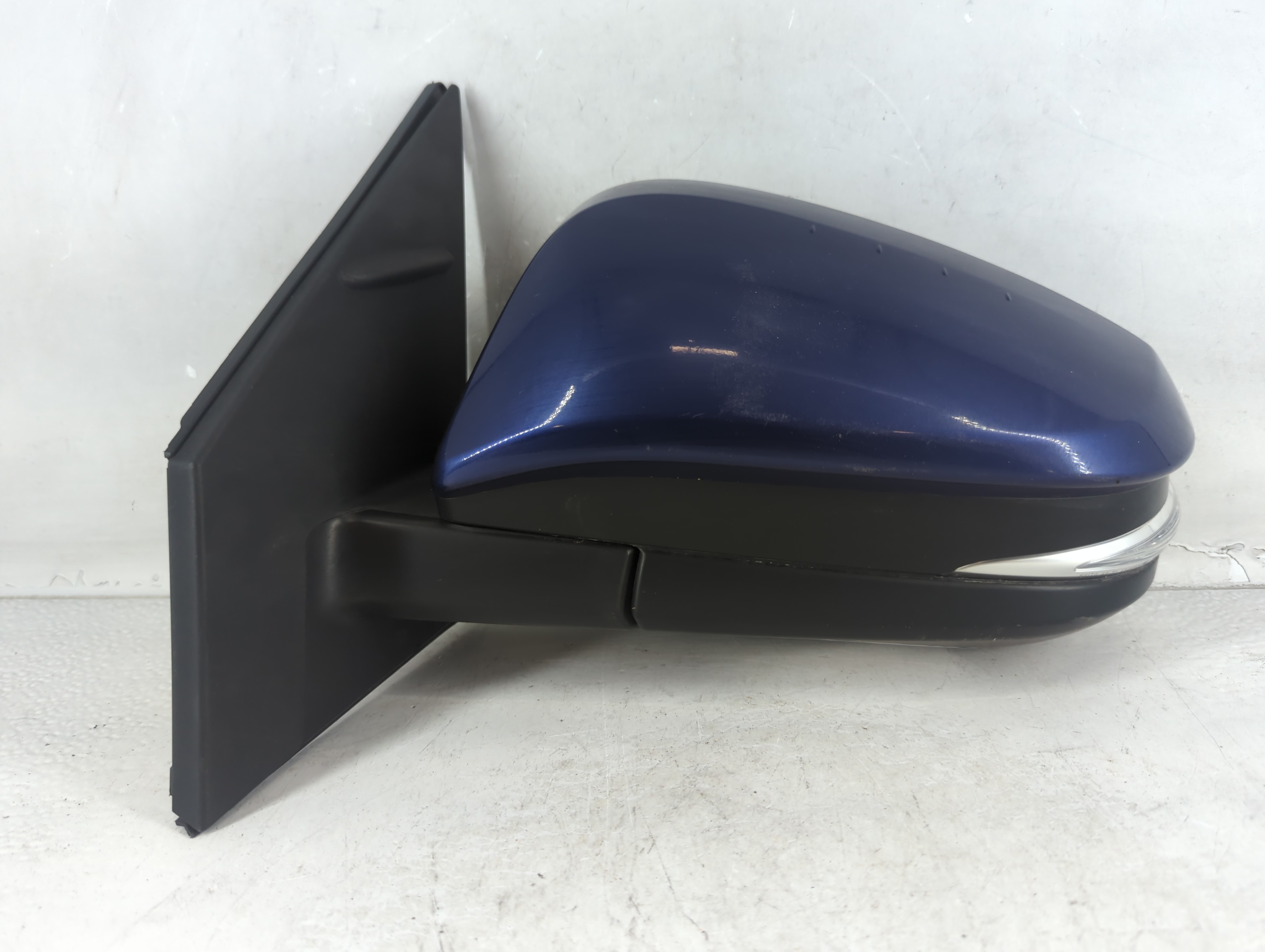 2015-2015 Toyota Rav4 Driver Left Side View Power Door Mirror Dark Blue 1051915 - Oemusedautoparts1.com