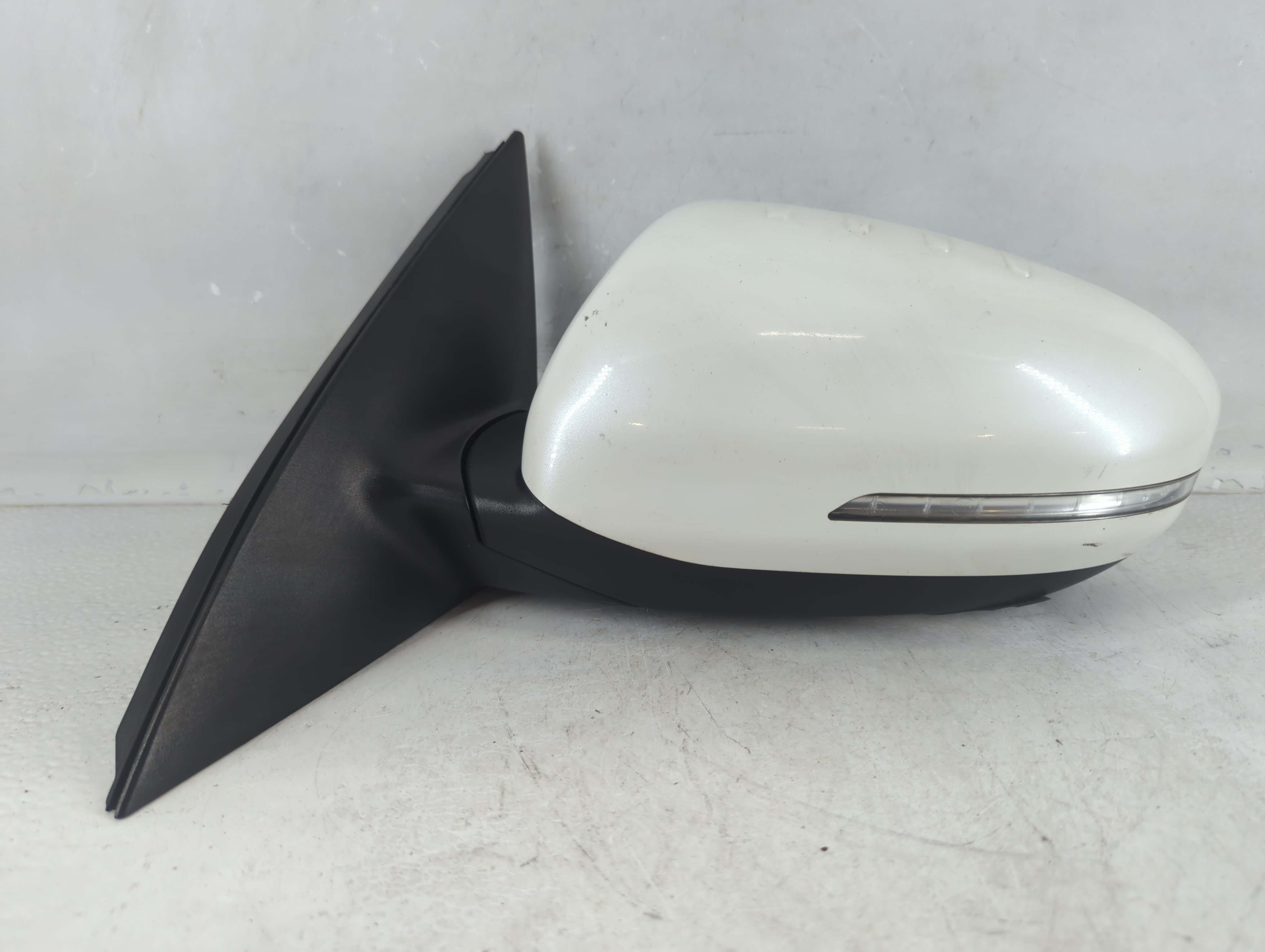Picture of 2011-2013 Kia Optima Driver Left Side View Power Door Mirror White 1051916