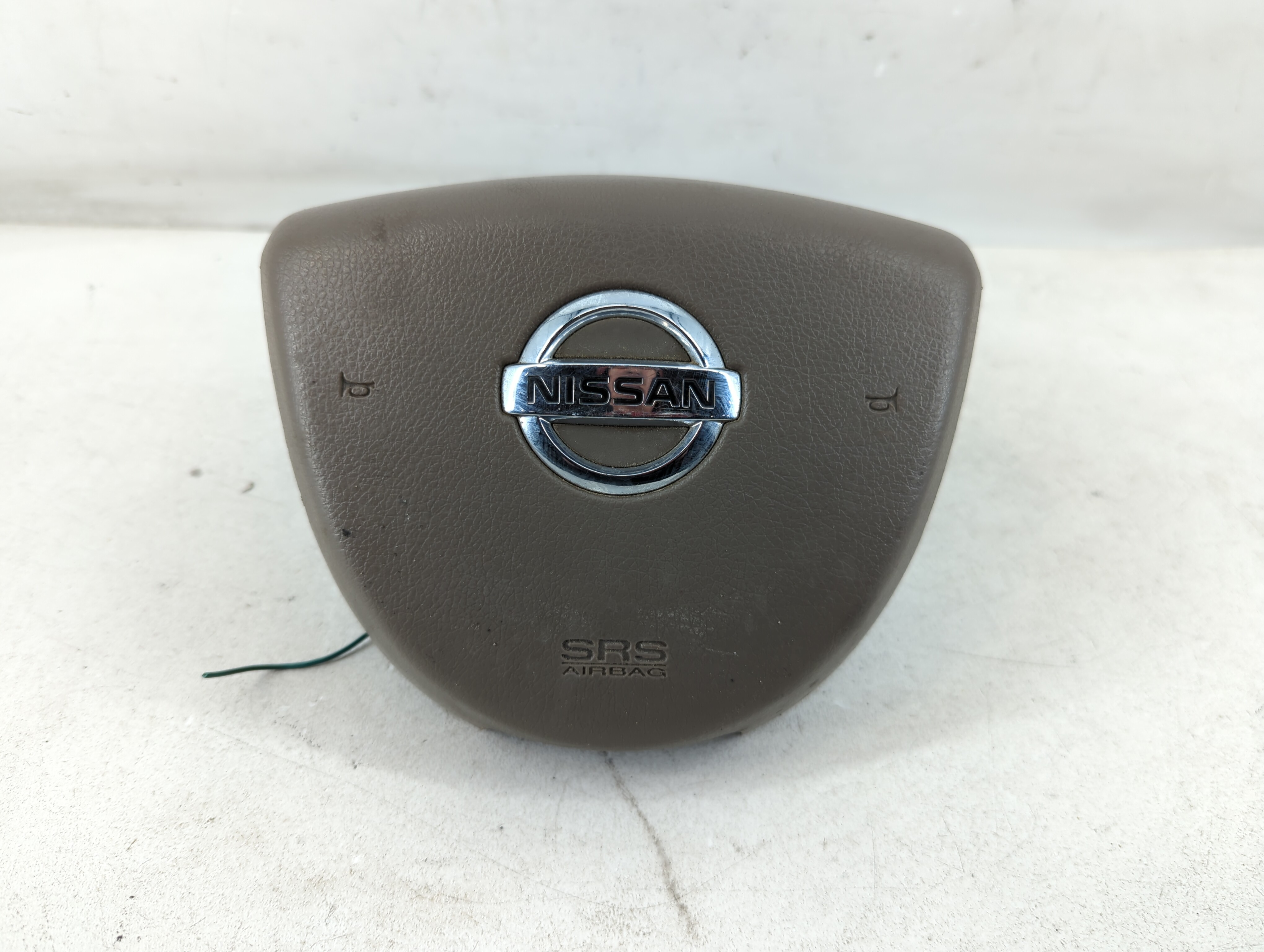 2004-2006 Nissan Quest Air Bag Driver Left Steering Wheel Mounted 1051946 - Oemusedautoparts1.com