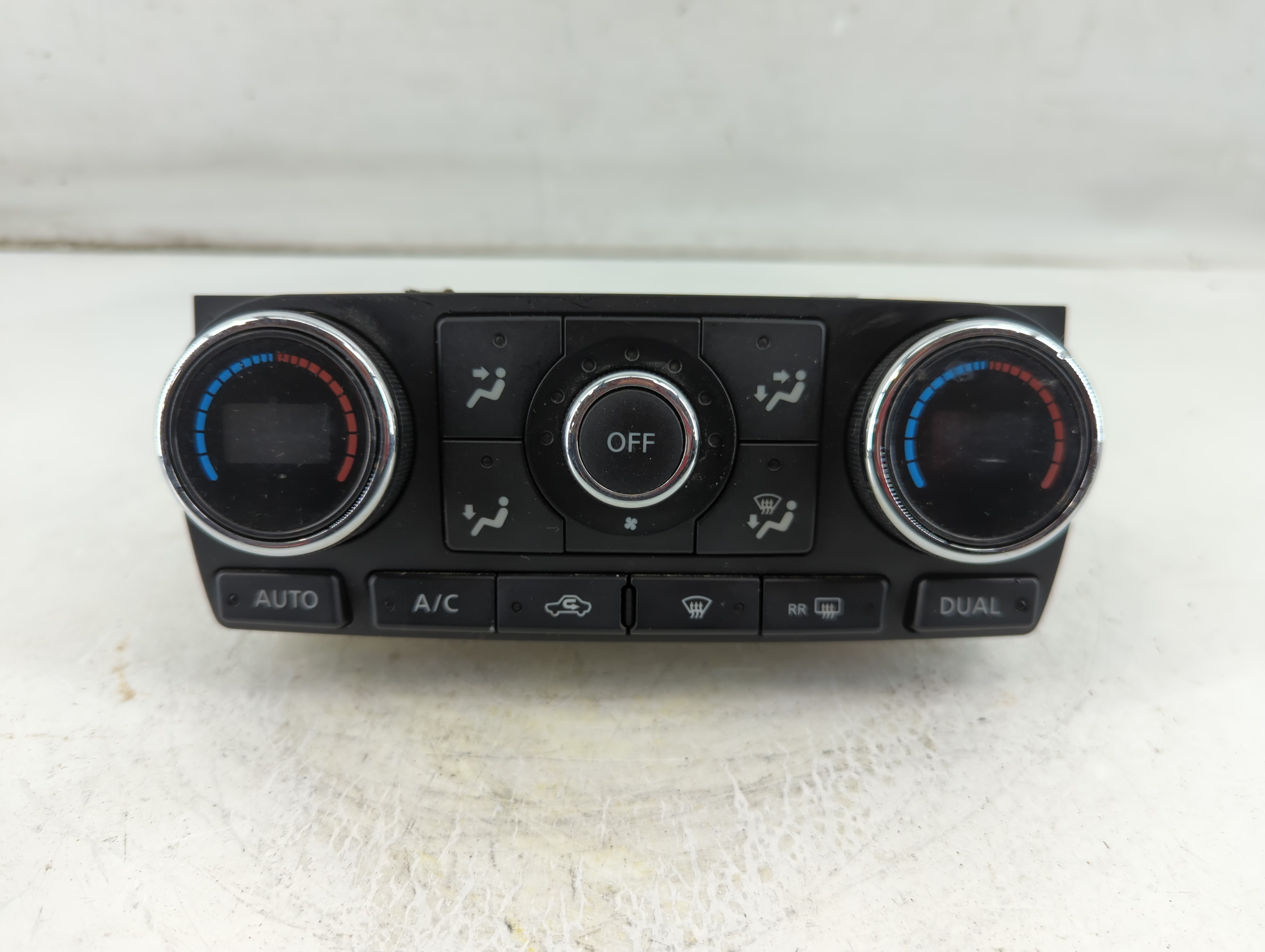 Nissan Altima Am Fm Cd Player Radio Receiver 1051983 - Oemusedautoparts1.com