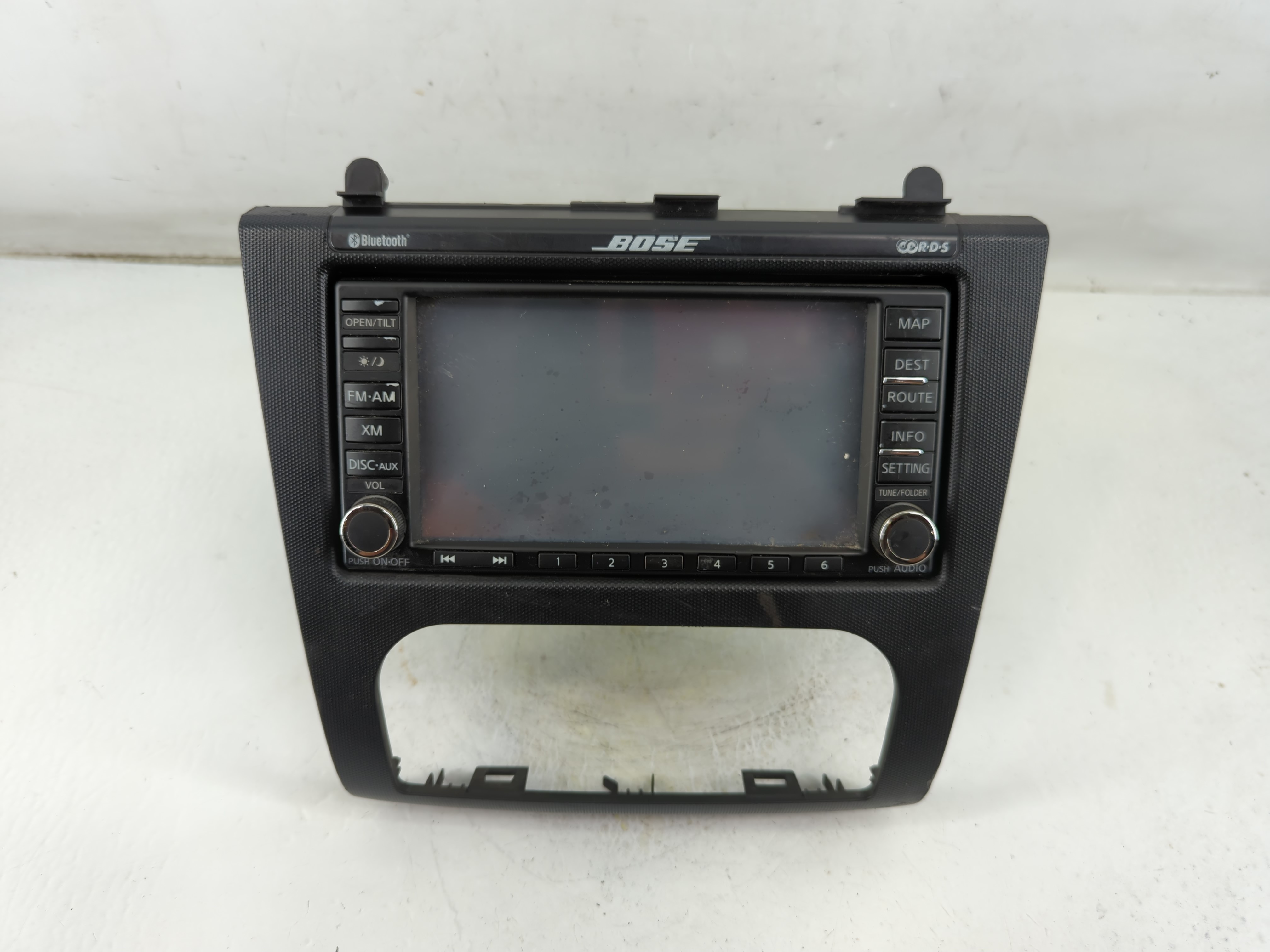 2010-2010 Nissan Altima Am Fm Cd Player Radio Receiver 1051984 - Oemusedautoparts1.com