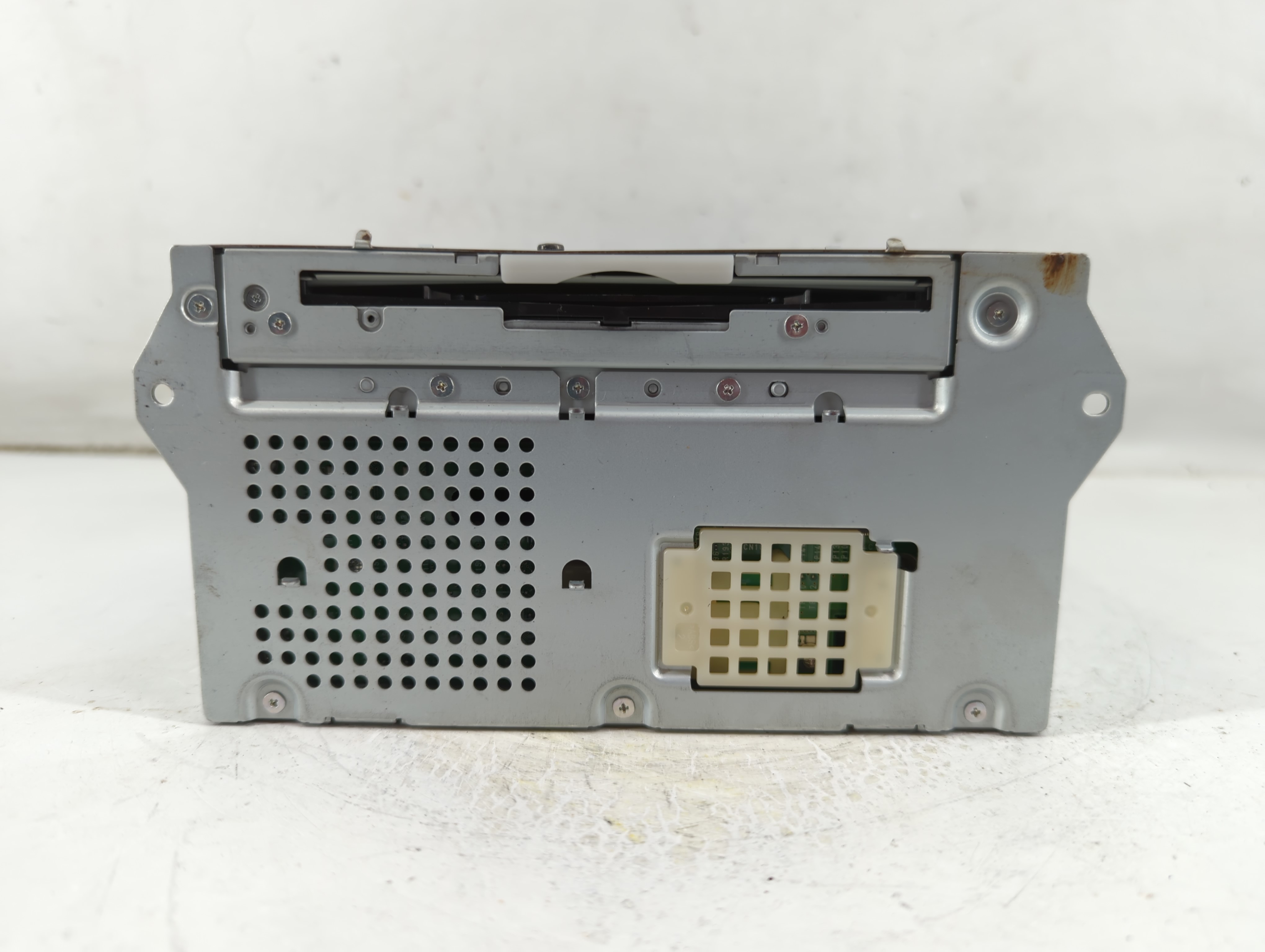 2012-2013 Infiniti M37 Am Fm Cd Player Radio Receiver 1051992 - Oemusedautoparts1.com