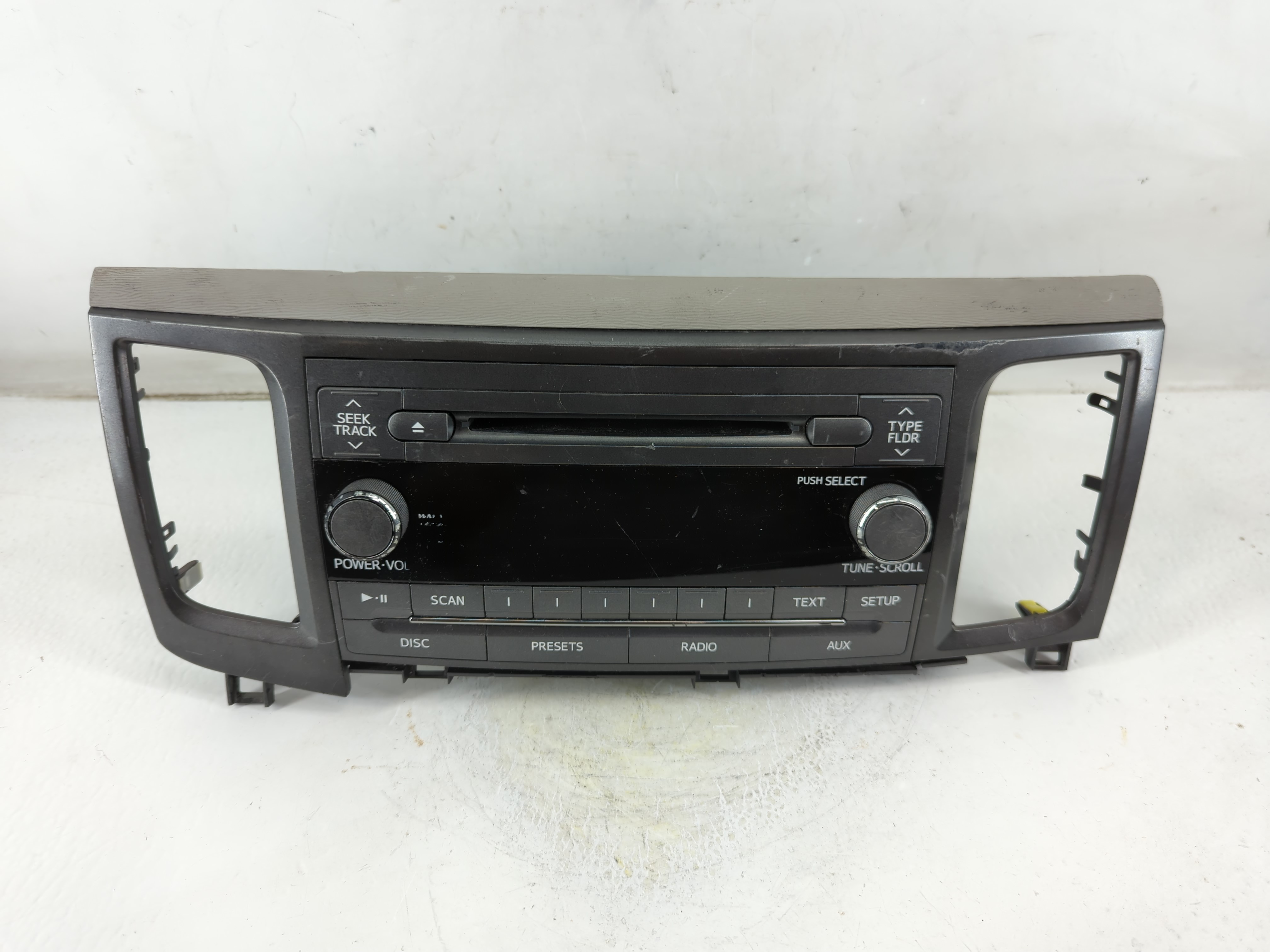 2011-2014 Toyota Sienna Am Fm Cd Player Radio Receiver 1051994 - Oemusedautoparts1.com
