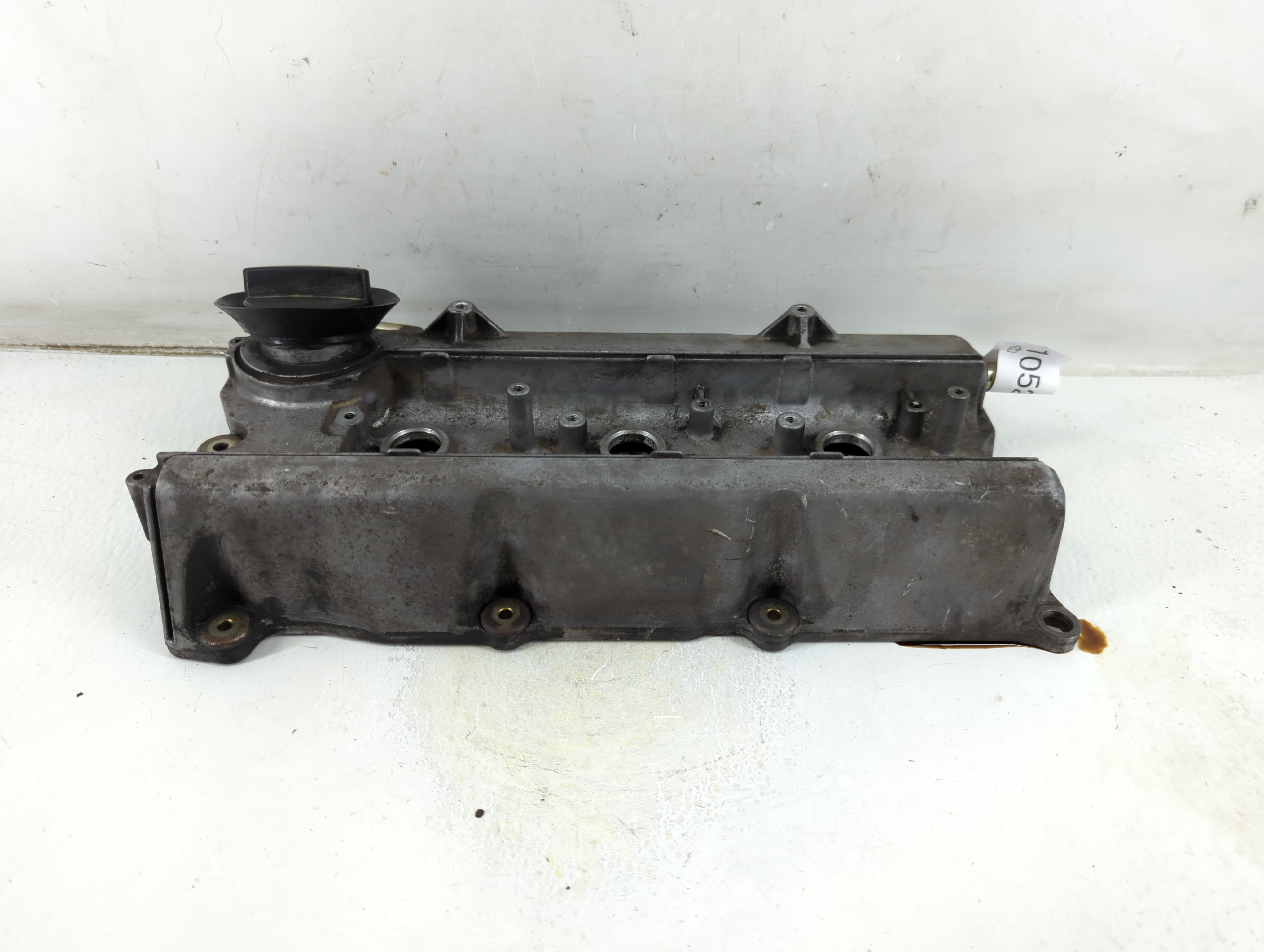 2002 Buick Lesabre Driver Left Cylinder Head Valve Cover 1052006 - Oemusedautoparts1.com