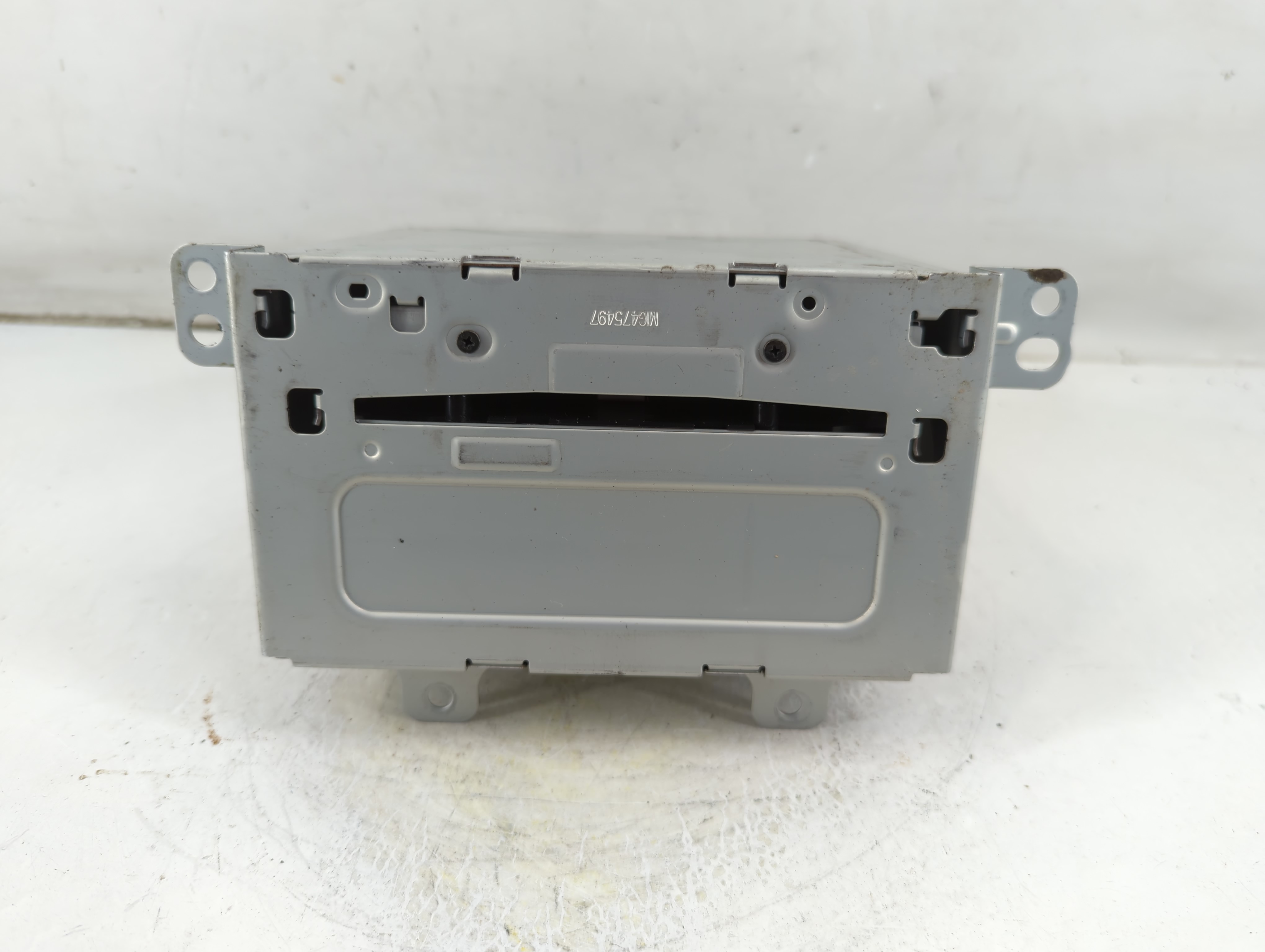 2013-2016 Chevrolet Cruze Am Fm Cd Player Radio Receiver 1052012 - Oemusedautoparts1.com