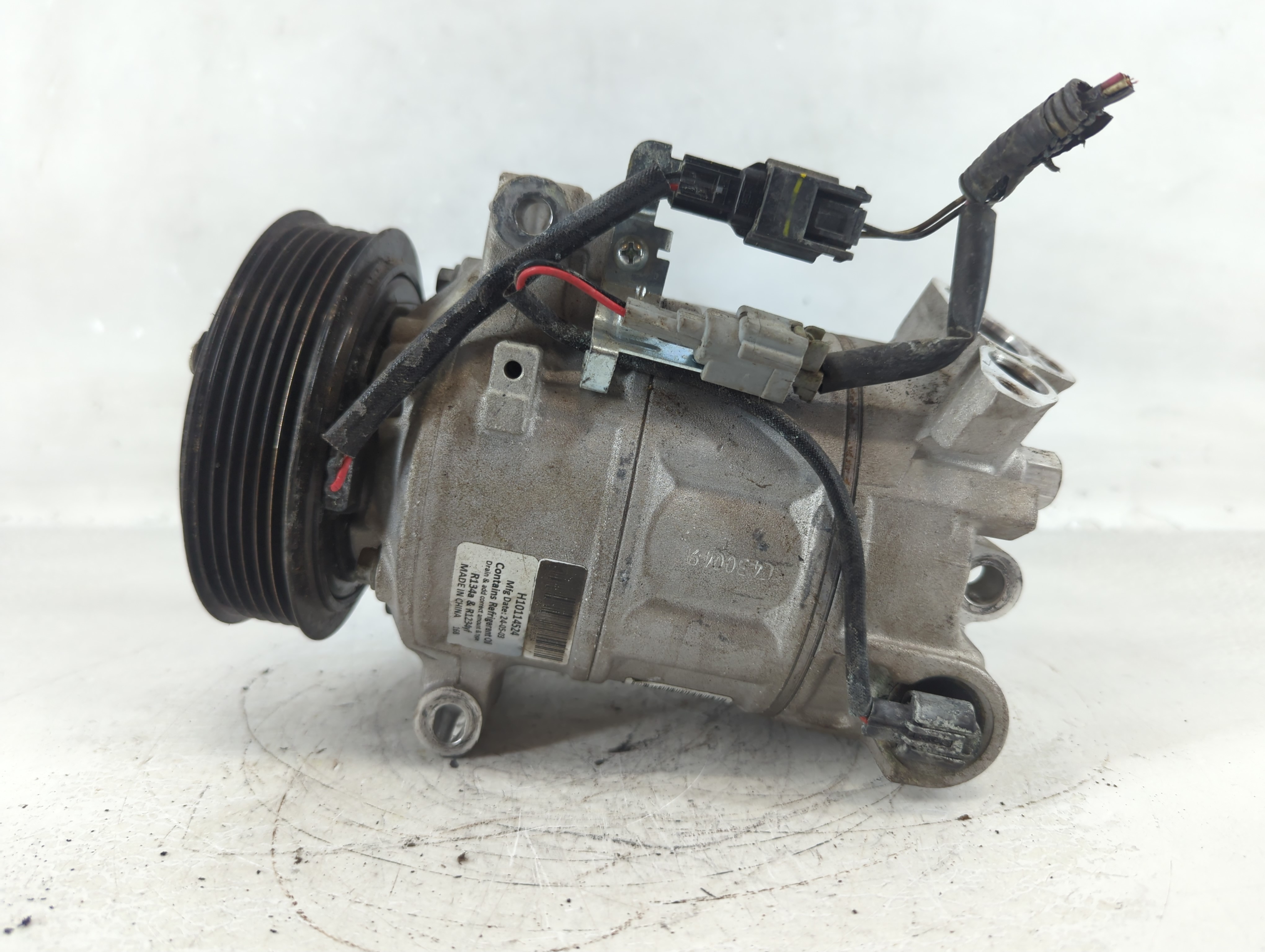 Picture of 2013-2019 Nissan Sentra Air Conditioning A/c Ac Compressor Oem 1052041