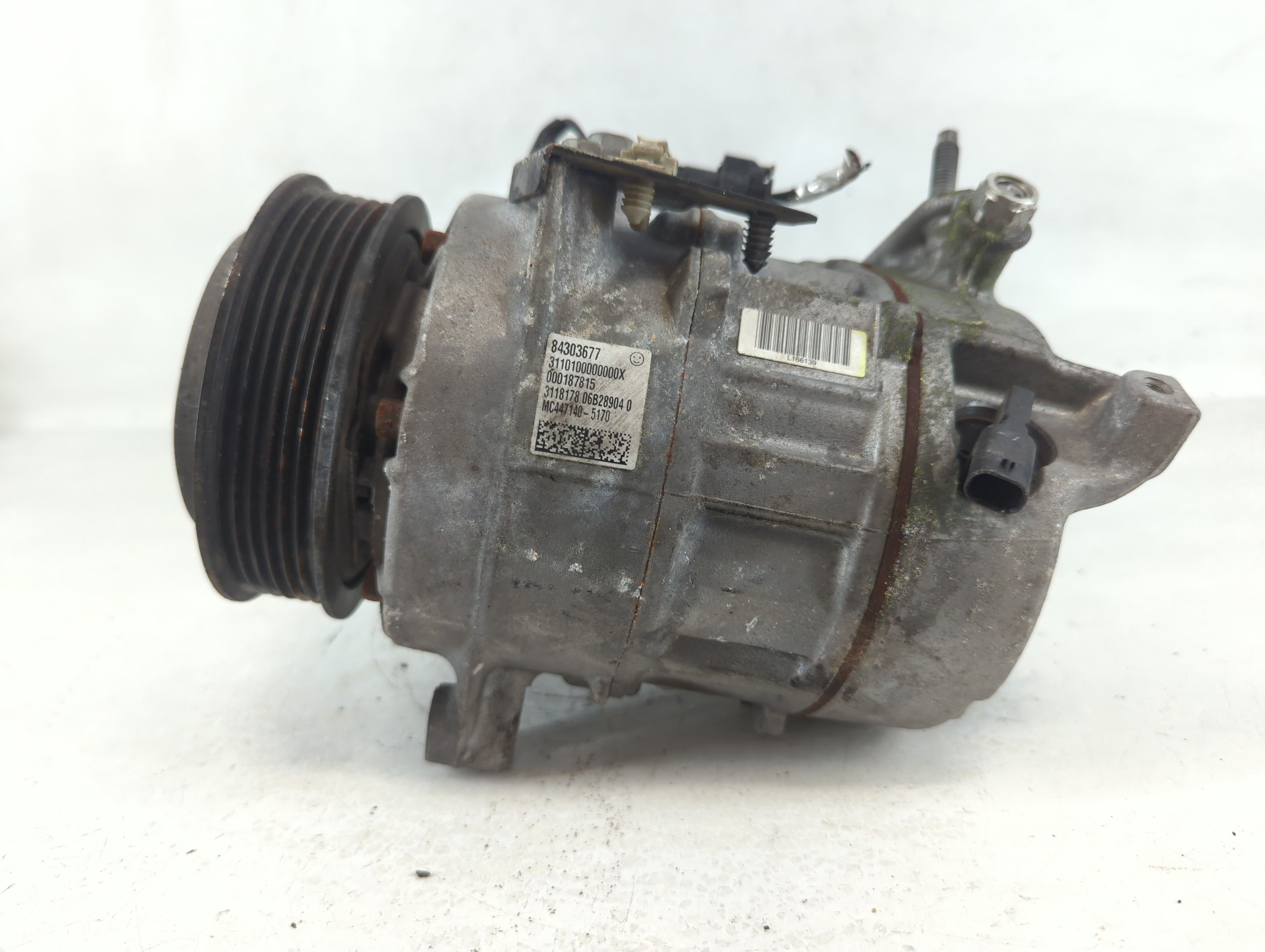 Picture of 2017-2020 Cadillac Xt5 Air Conditioning A/c Ac Compressor Oem 1052045