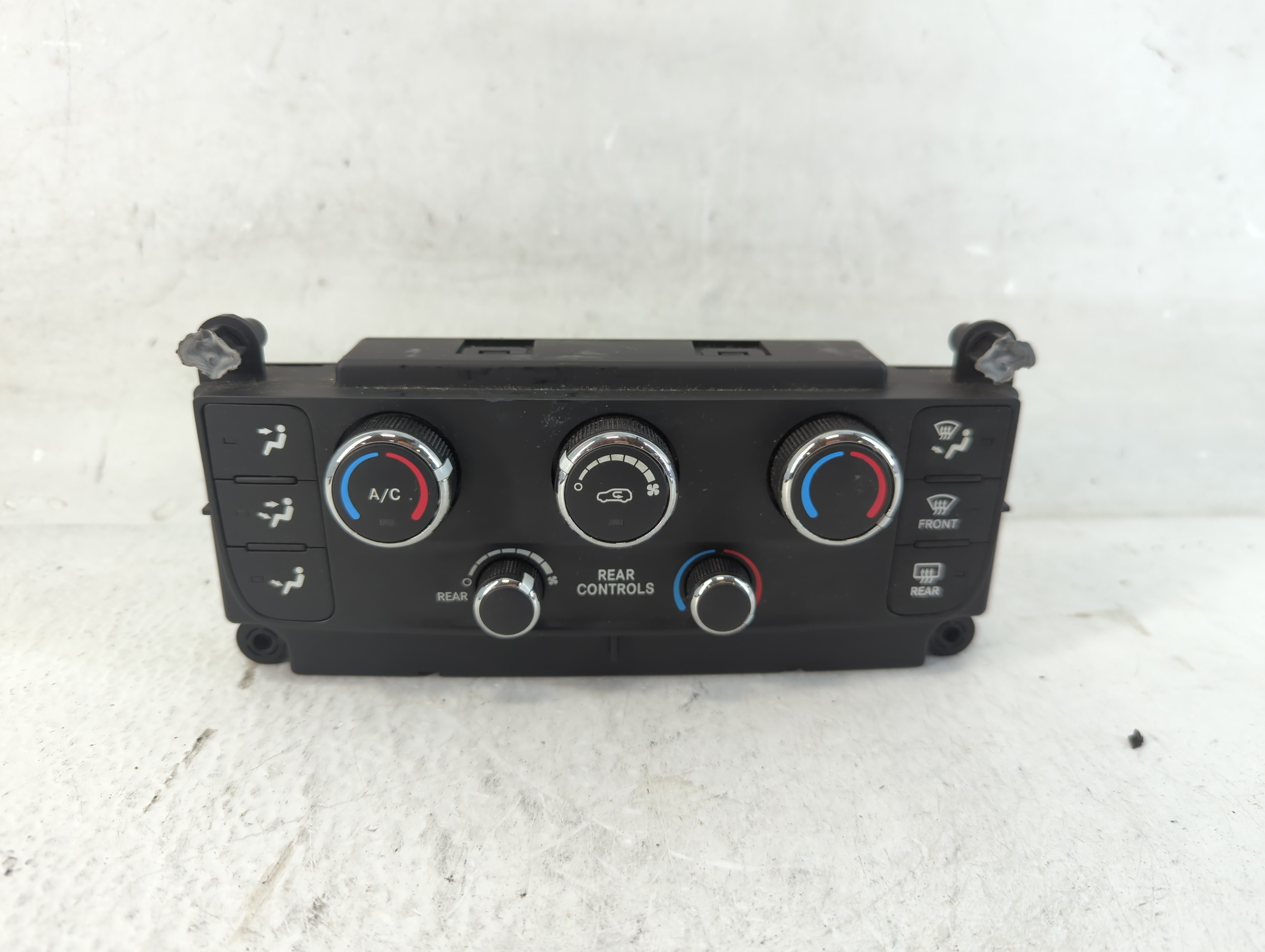 Picture of Dodge Caravan Ac Heater Climate Control P55111240aj 1052071