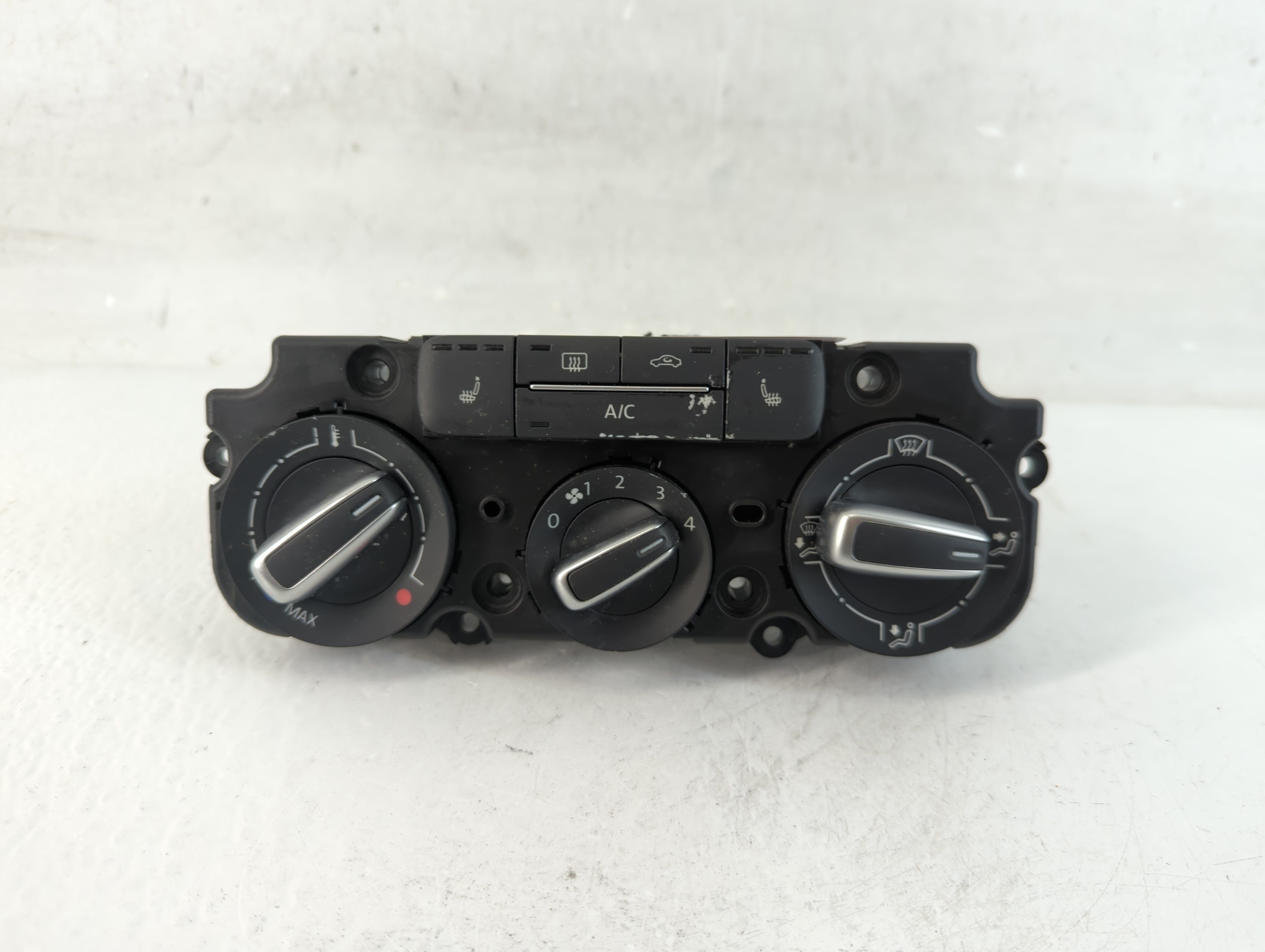 2017-2019 Volkswagen Beetle Ac Heater Climate Control 90151-908 1052101 - Oemusedautoparts1.com
