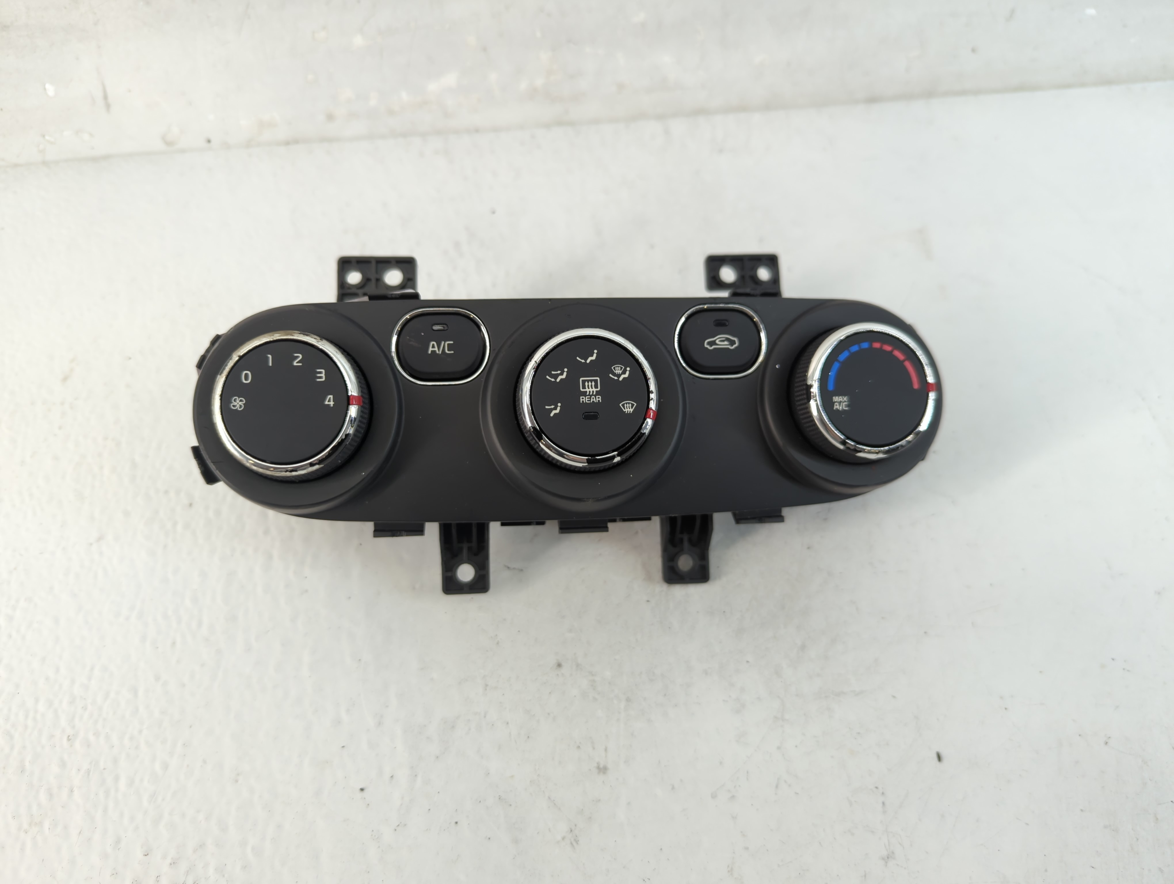 2017-2018 Kia Forte Ac Heater Climate Control 97250-b0aa0 1052130 - Oemusedautoparts1.com