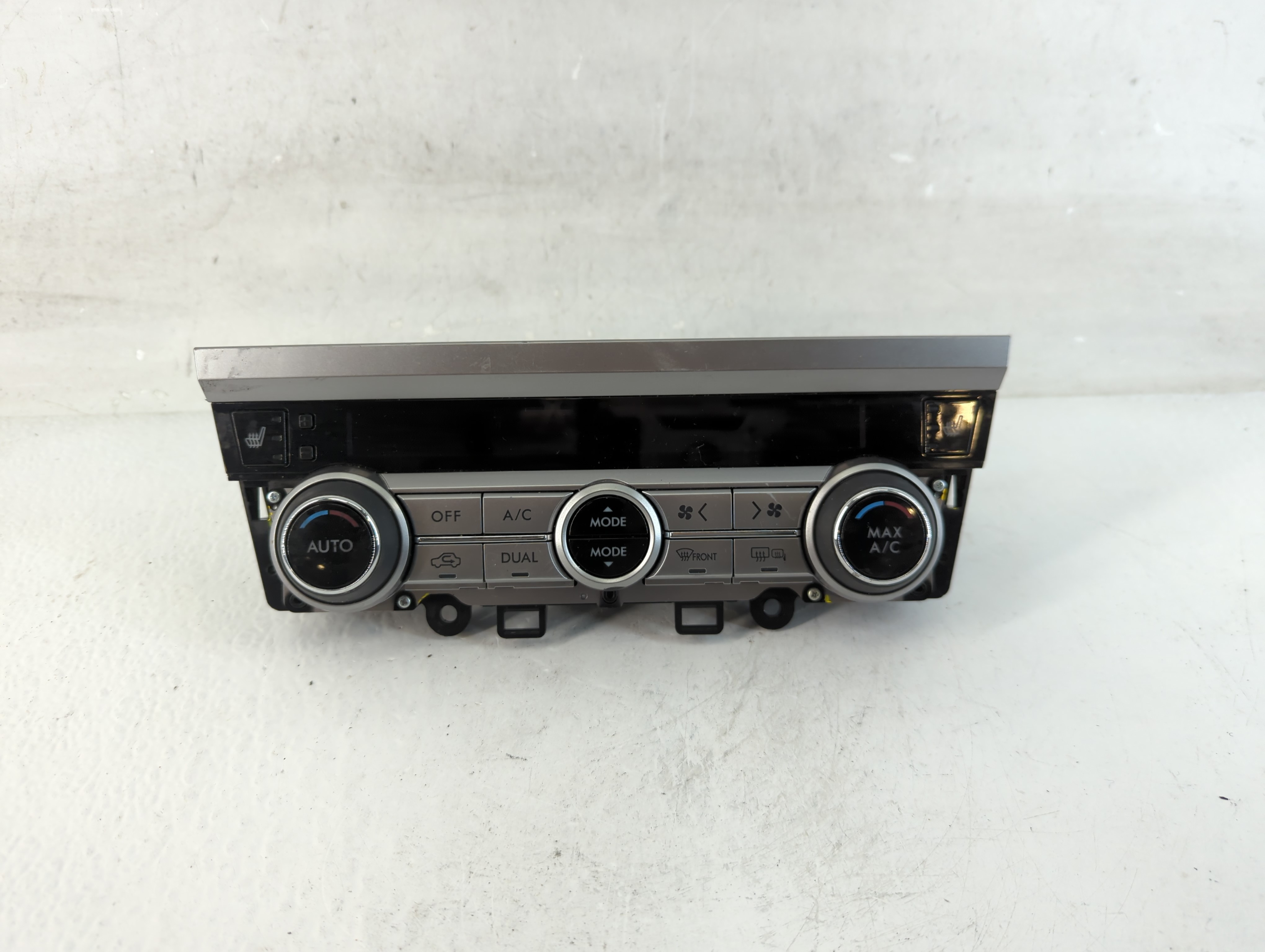 2015-2017 Subaru Legacy Ac Heater Climate Control 72311al11a 1052137 - Oemusedautoparts1.com