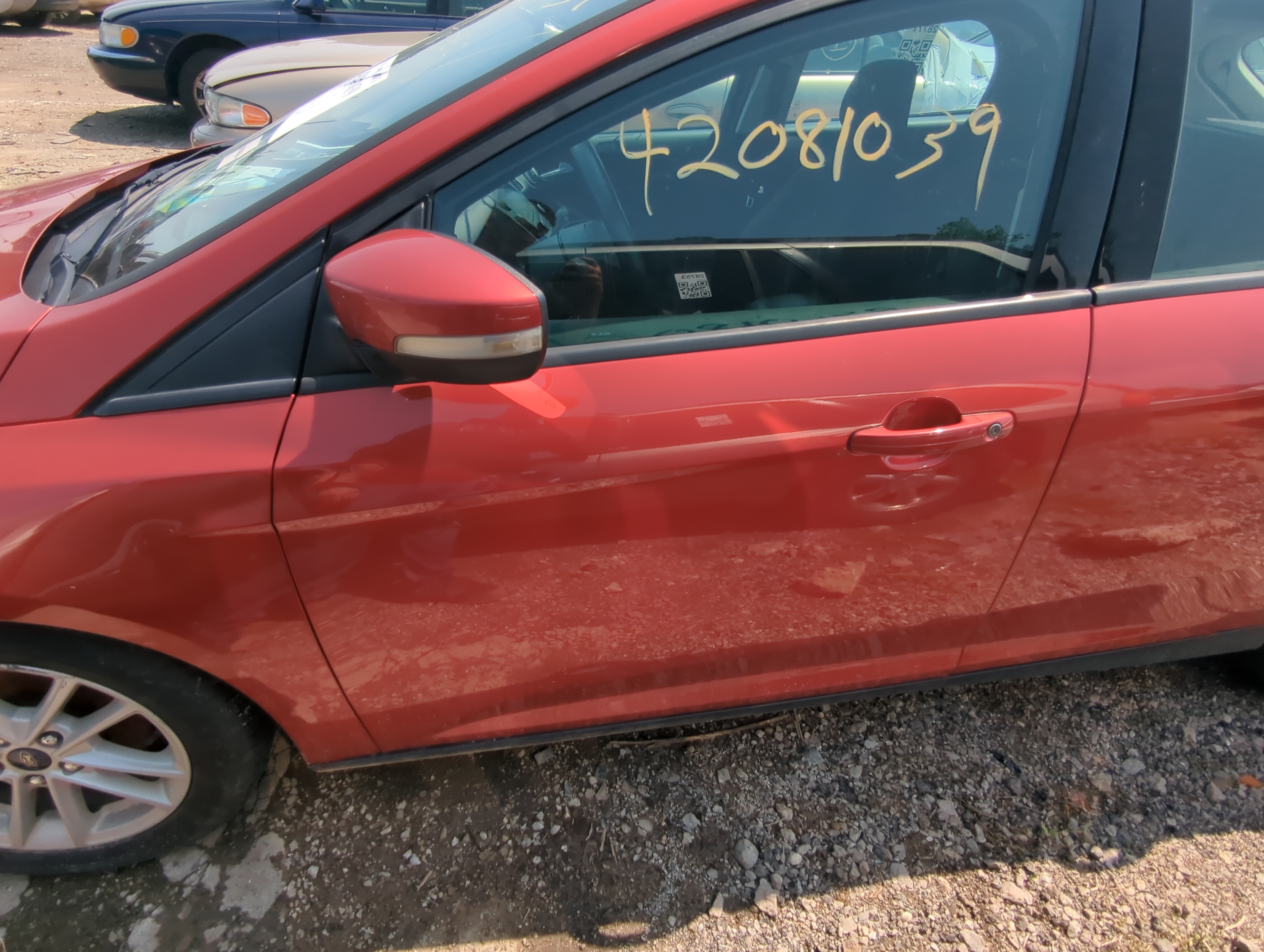 2015-2018 Ford Focus Driver Front Door Oem 1052622 - Oemusedautoparts1.com