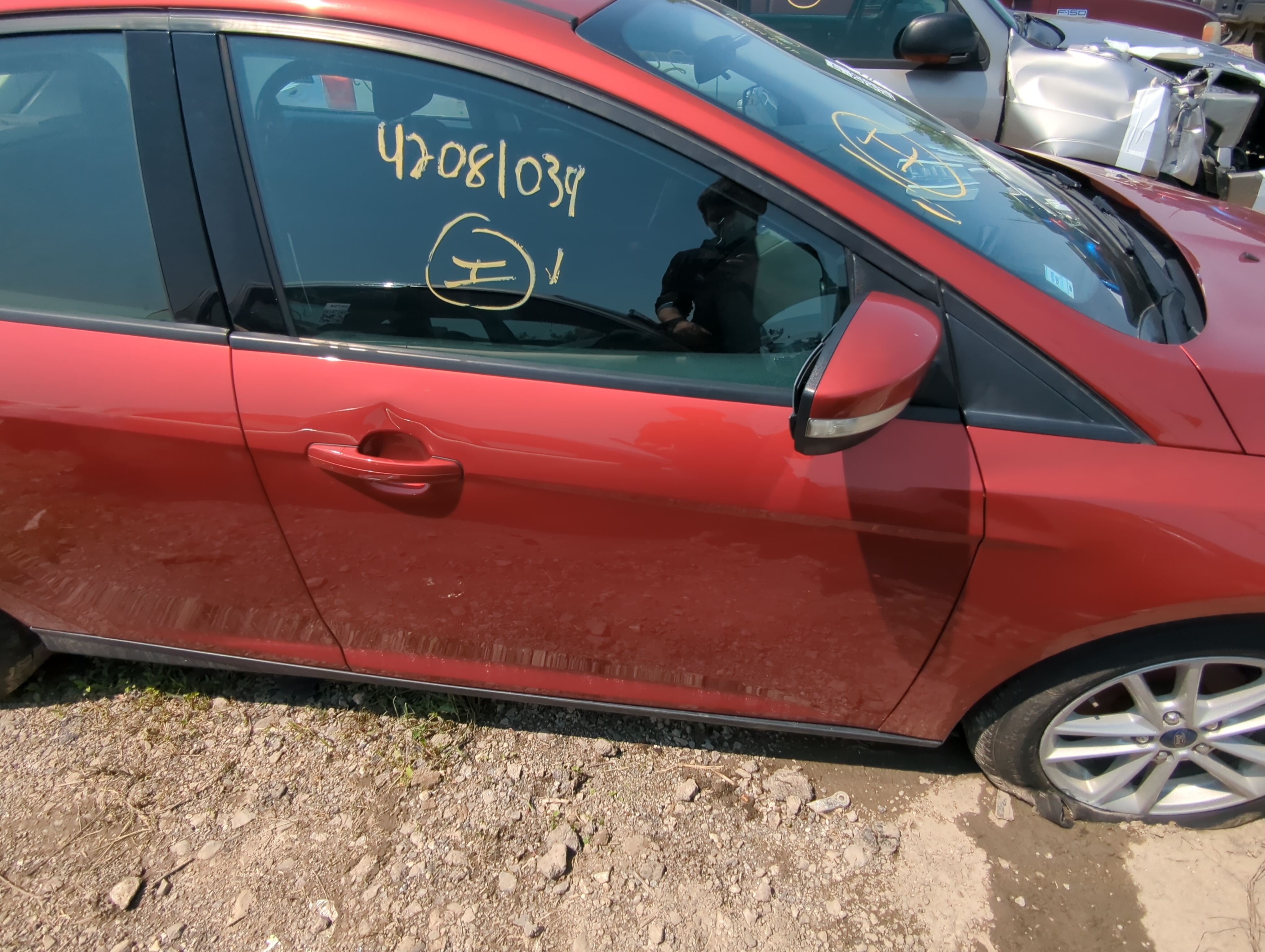 2015-2018 Ford Focus Passenger Front Door Oem 1052629 - Oemusedautoparts1.com
