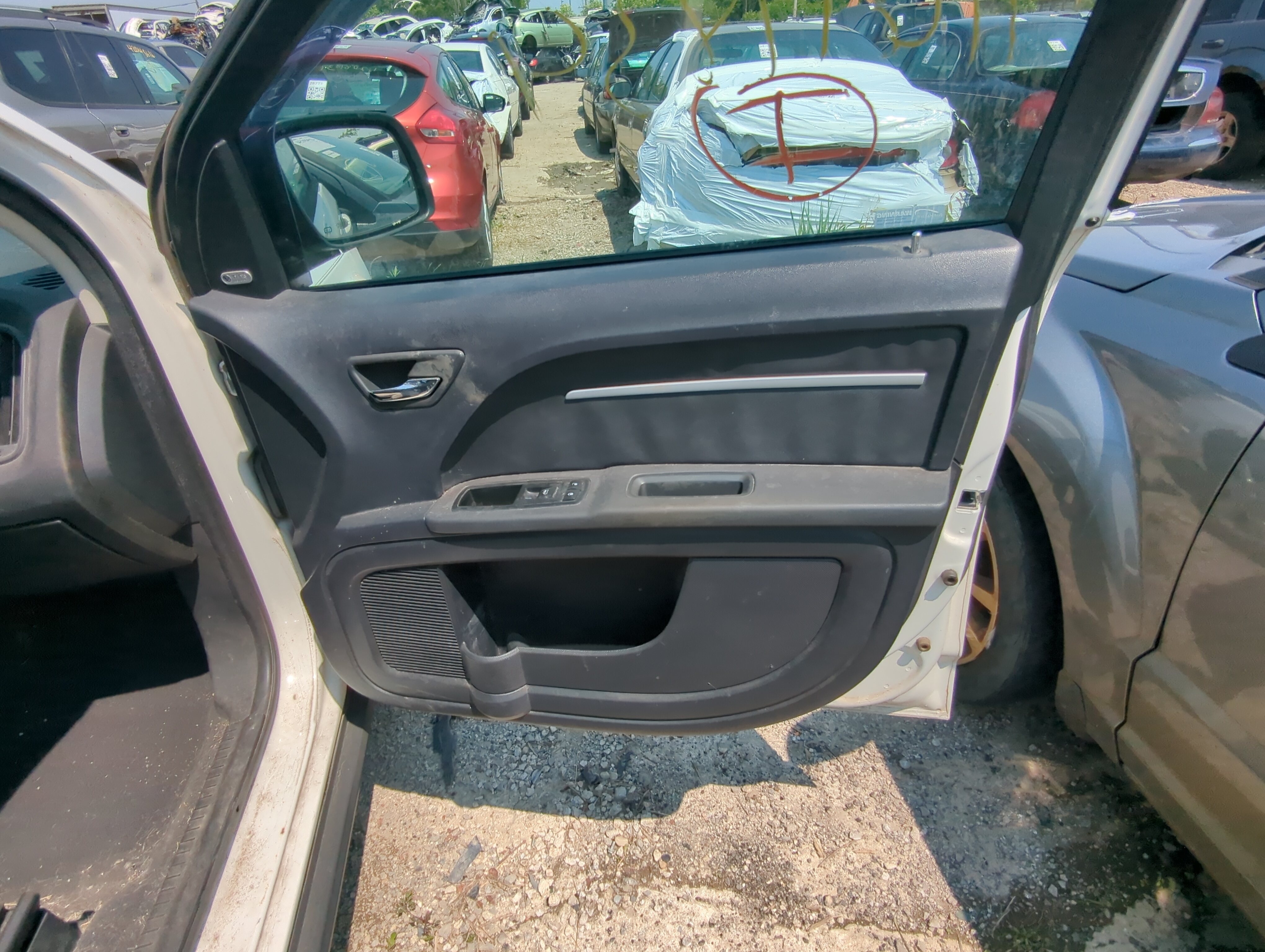 Picture of 2010 Dodge Journey Front Right Passenger Interior Door Panel Trim 1052760