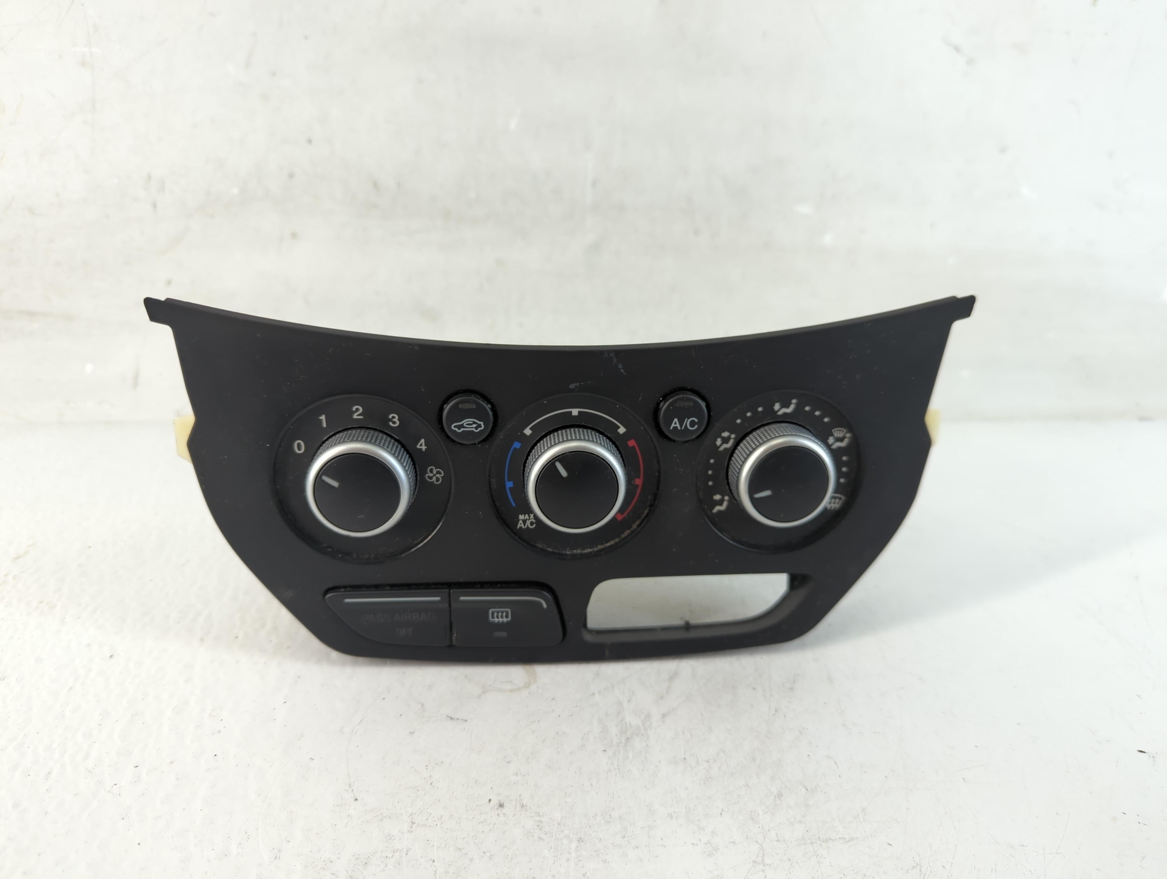 2013-2016 Ford Escape Ac Heater Climate Control Cj5t-19980-dd 1052843 - Oemusedautoparts1.com