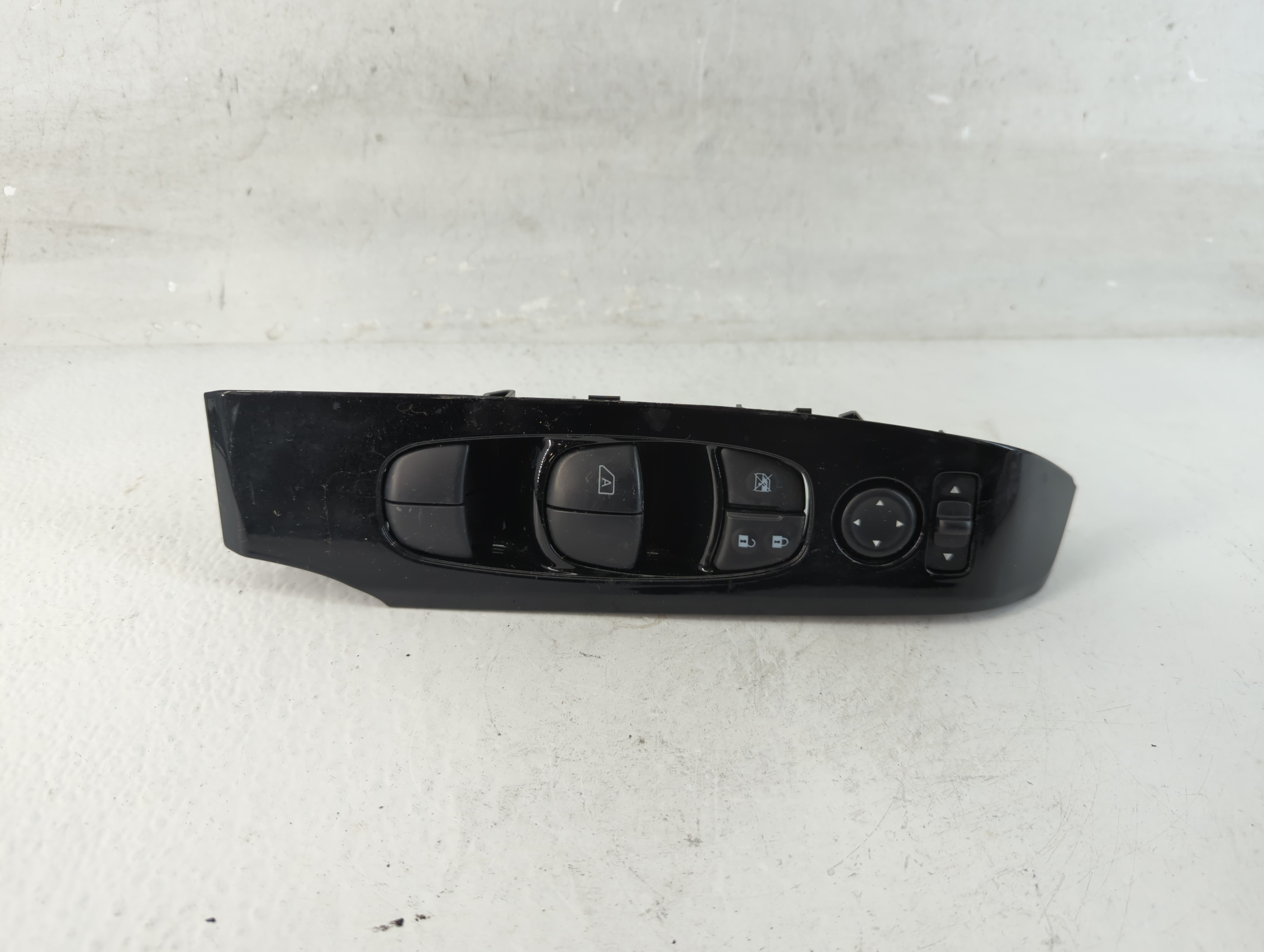 2019-2022 Nissan Altima Driver Left Door Master Power Window Switch 1052851 - Oemusedautoparts1.com