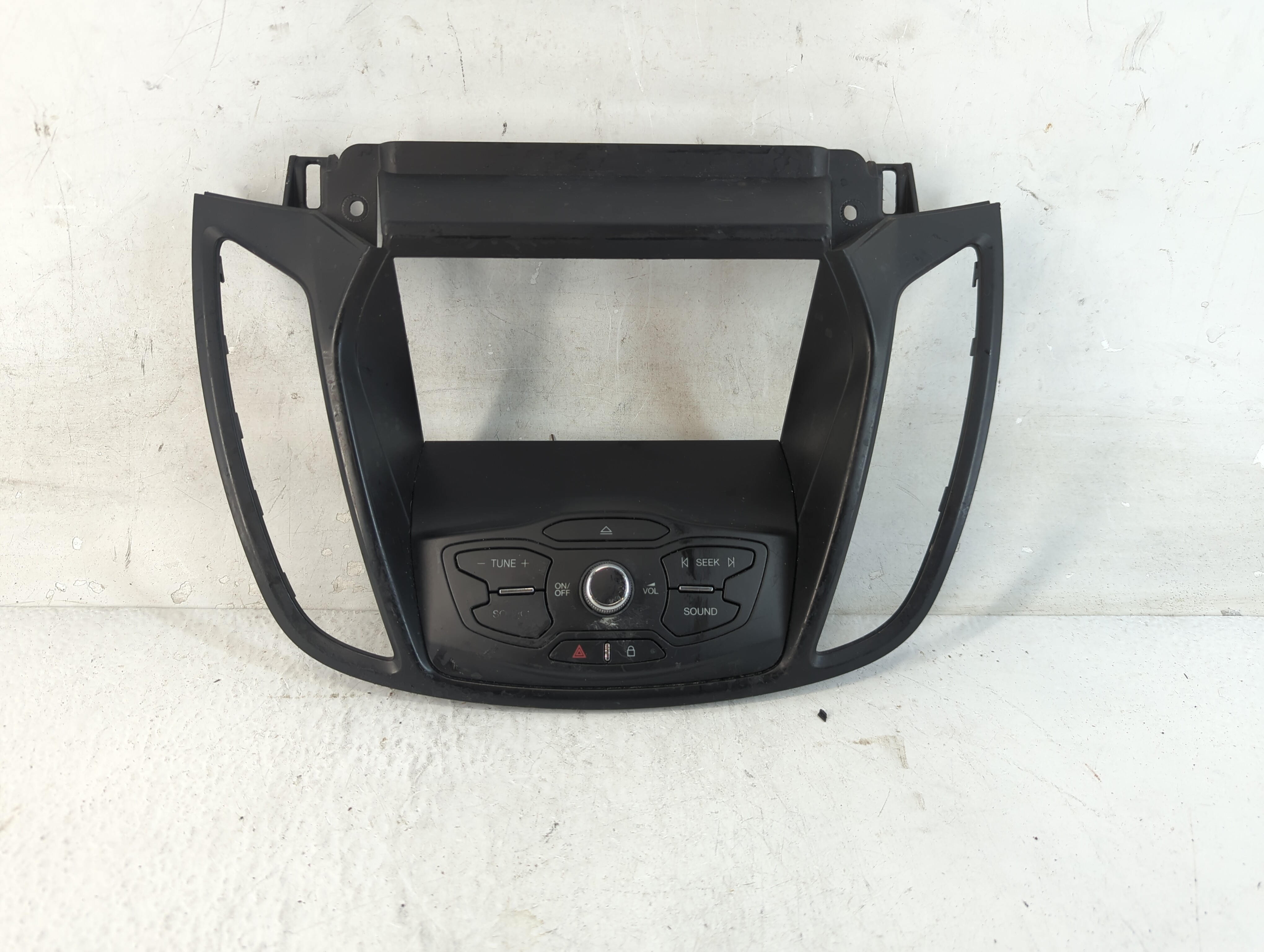 2013-2016 Ford Escape Radio Control Panel 1052870 - Oemusedautoparts1.com