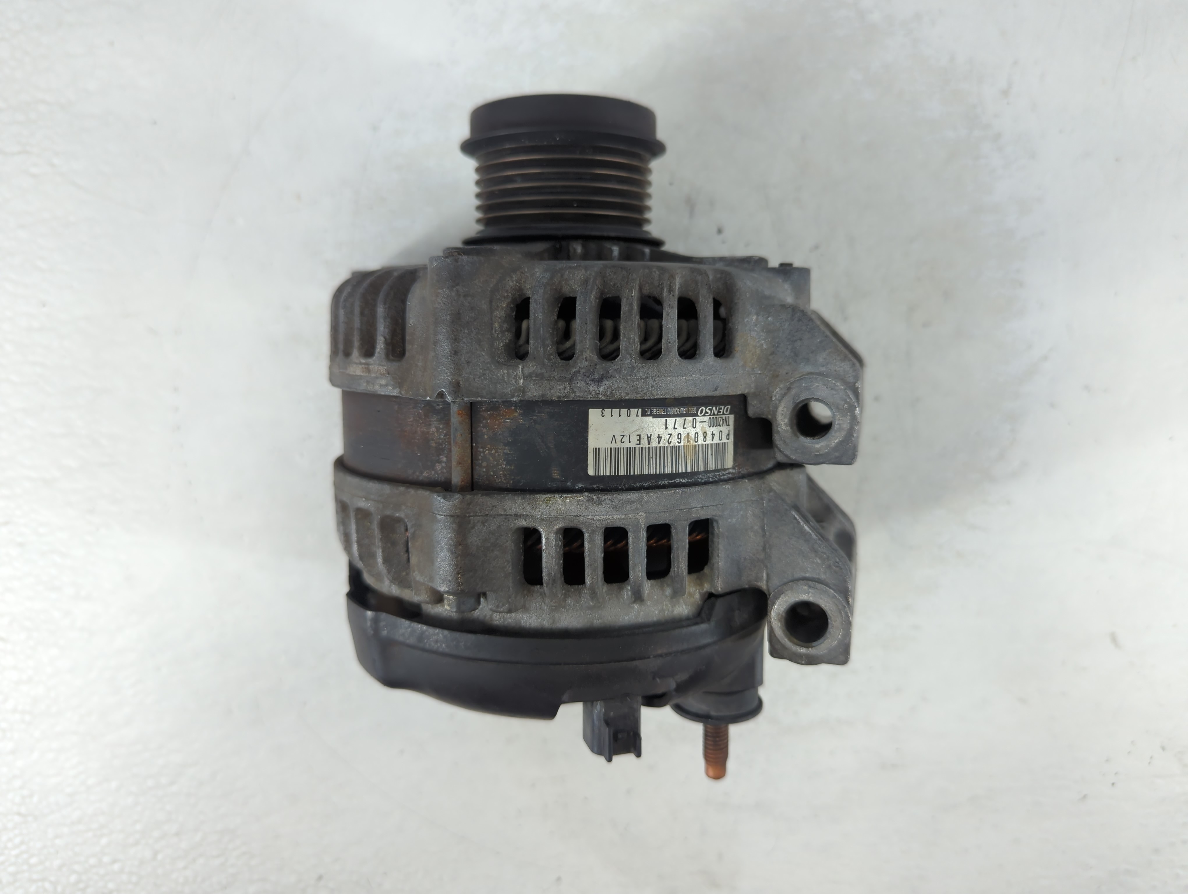 Picture of Dodge Caravan Alternator Generator Charging Assembly Engine Oem 1052888