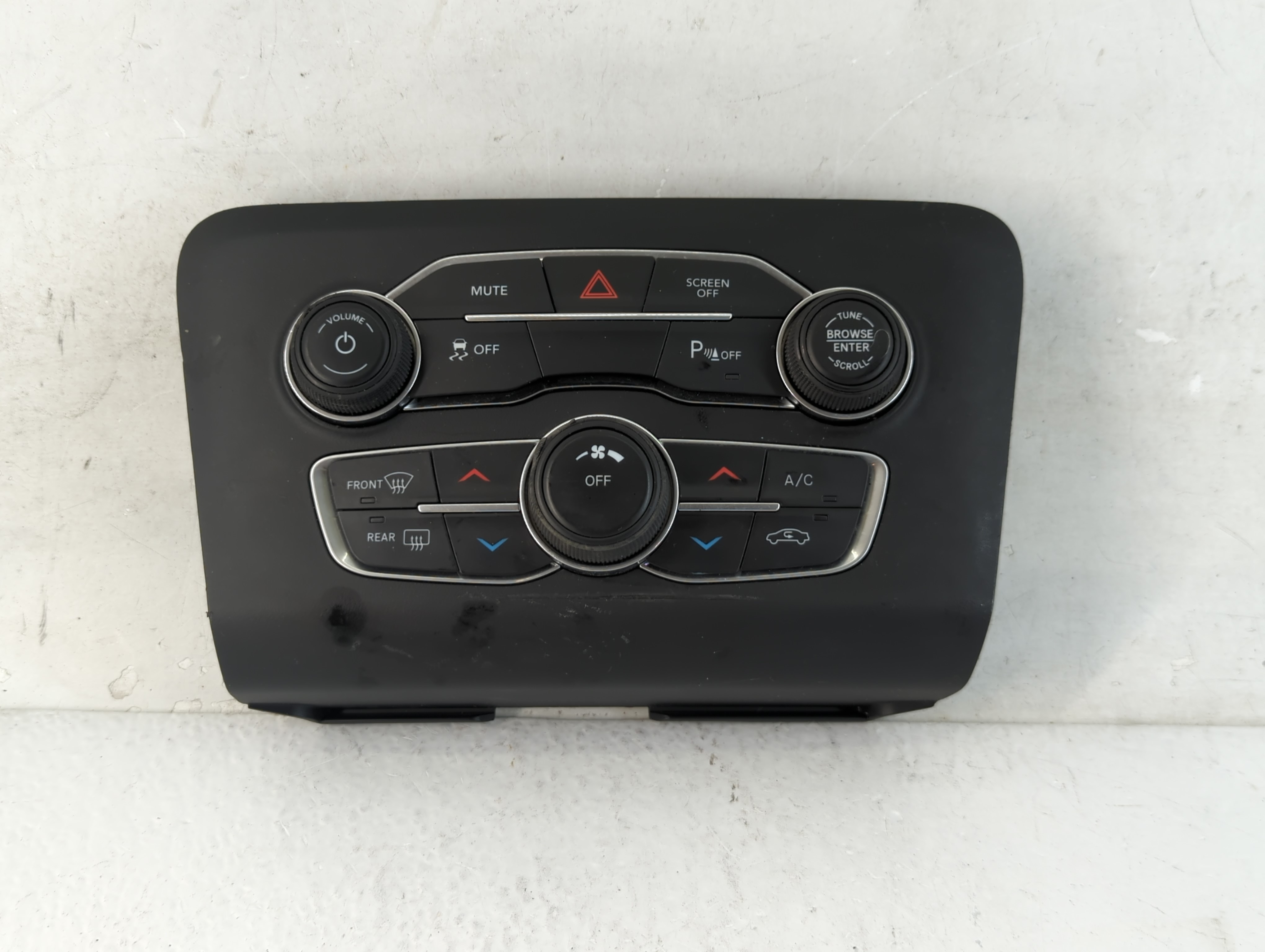 2017-2022 Dodge Charger Ac Heater Climate Control P68293615ac 1052893 - Oemusedautoparts1.com